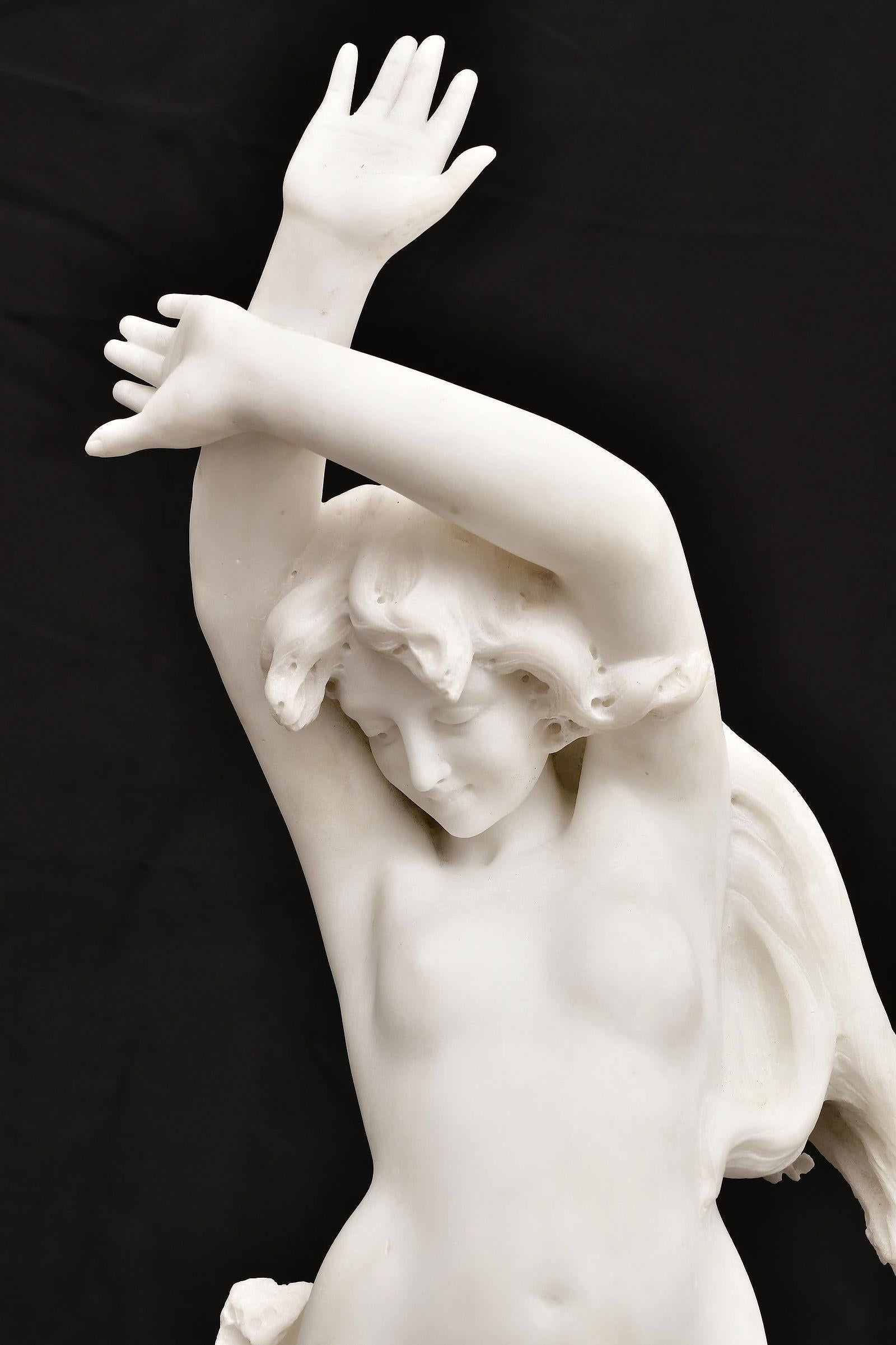 XIXe siècle Sculpture de Vénus en marbre italien par Cesare Lapini en vente