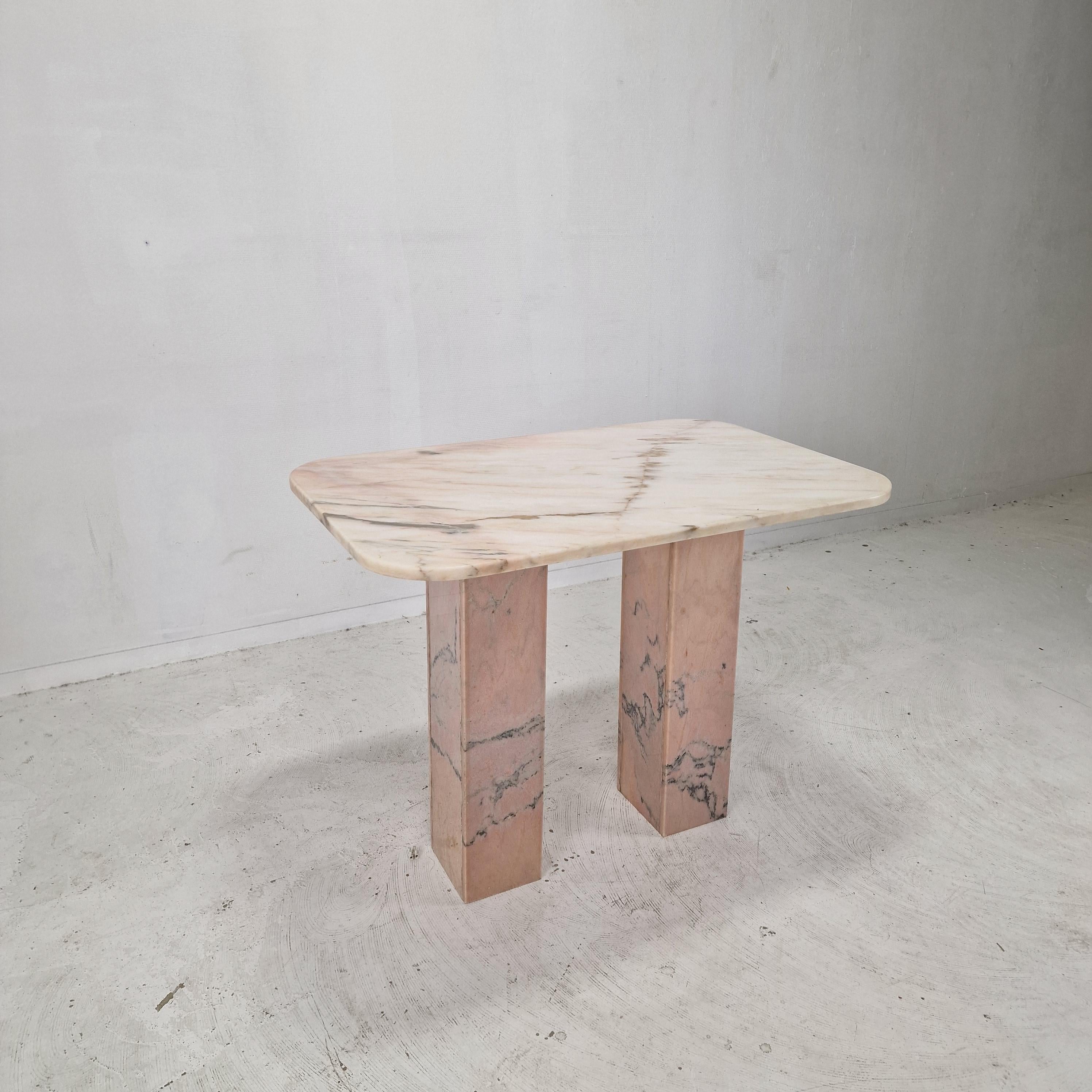Italian Marble Side Table, 1980s In Good Condition For Sale In Oud Beijerland, NL