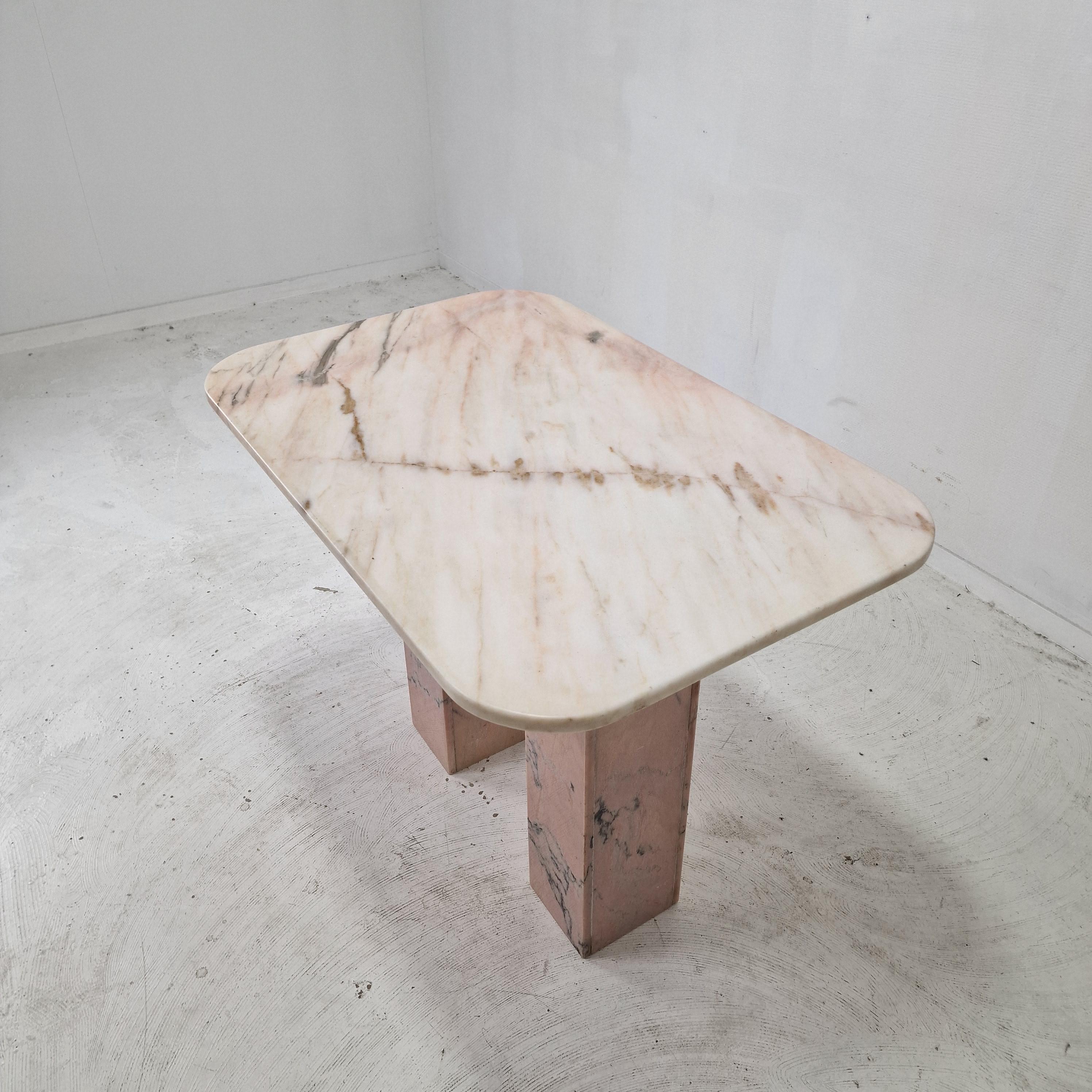 Italian Marble Side Table, 1980s For Sale 3