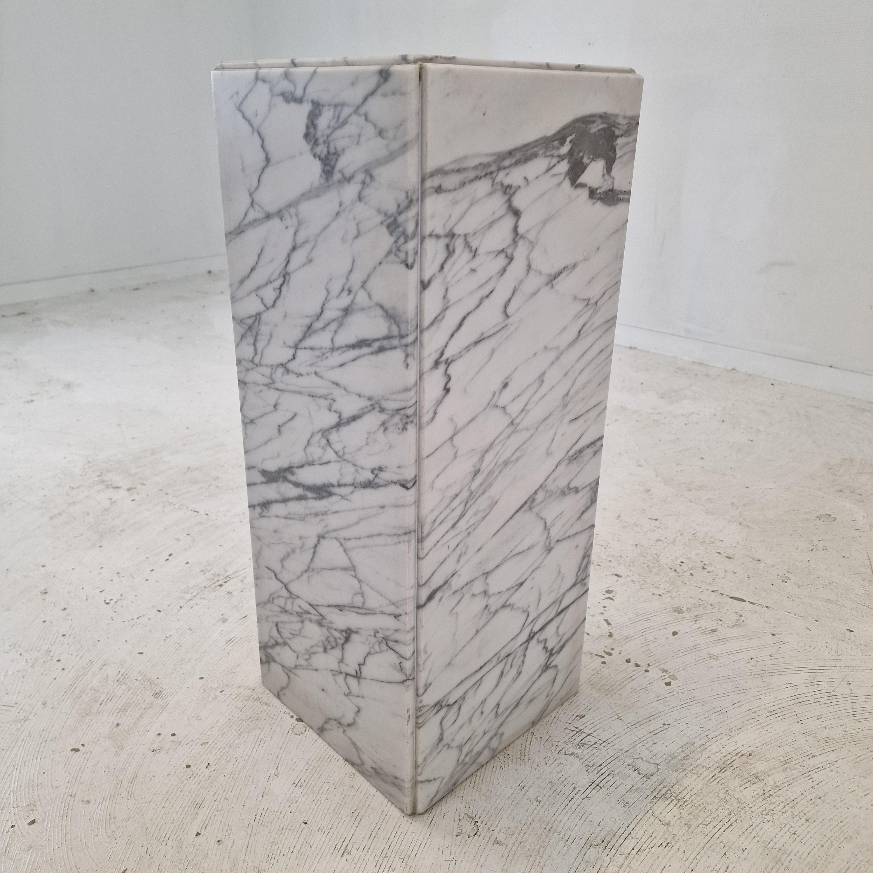 Italian Marble Side Table or Pedestal, 1970s For Sale 2