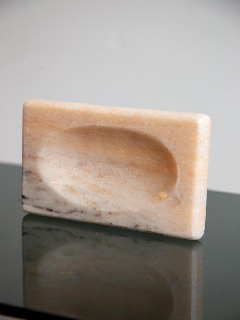 Italienisches Seifentablett aus Marmor 1970er Jahre (Moderne der Mitte des Jahrhunderts) im Angebot