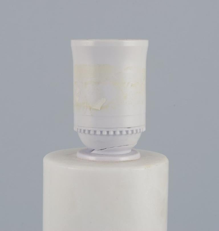 Italian marble table lamp. Approximately from 1970. In Good Condition For Sale In Copenhagen, DK