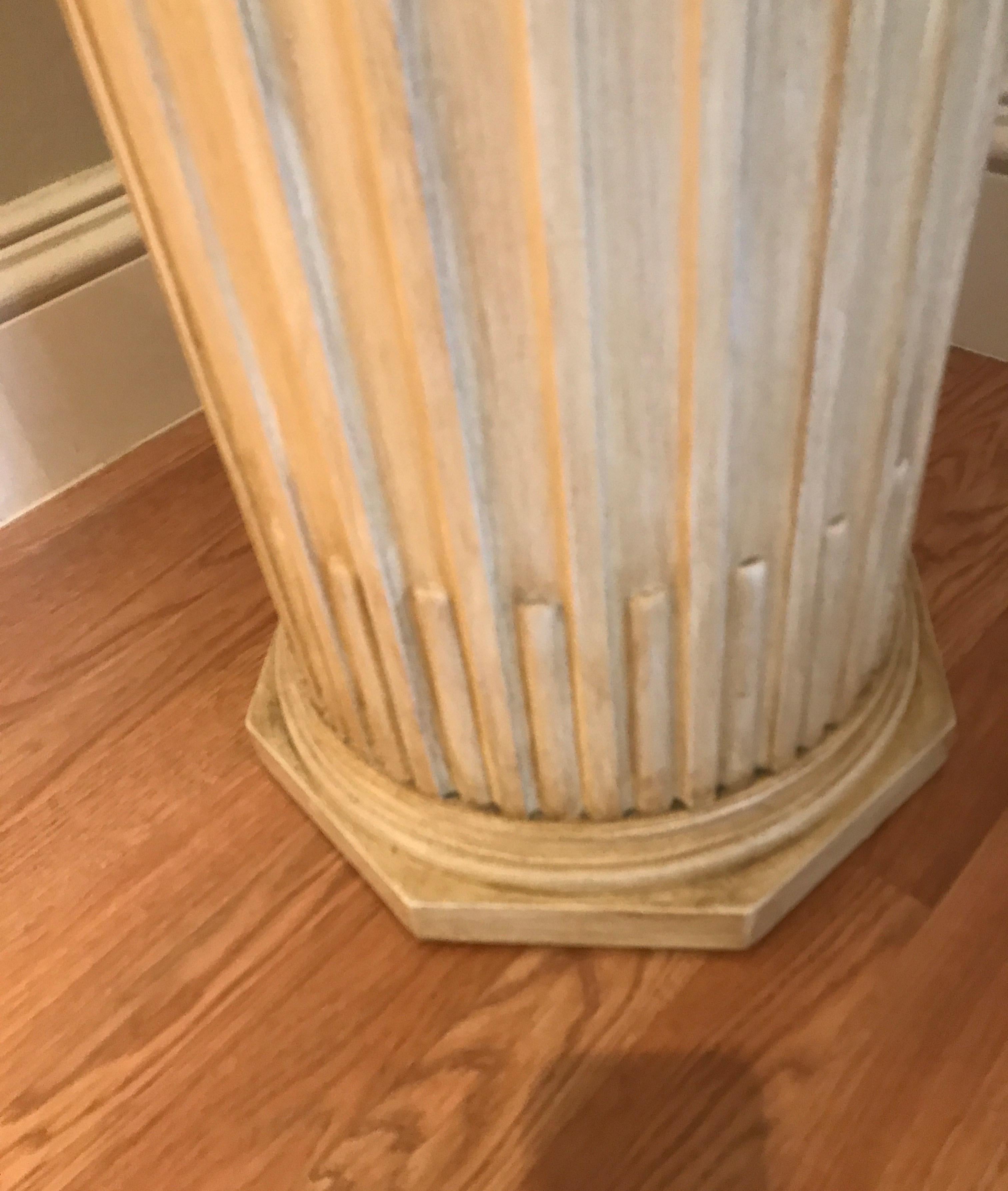 Italian Marble-Top Fluted Wood Pedestal In Good Condition In West Palm Beach, FL