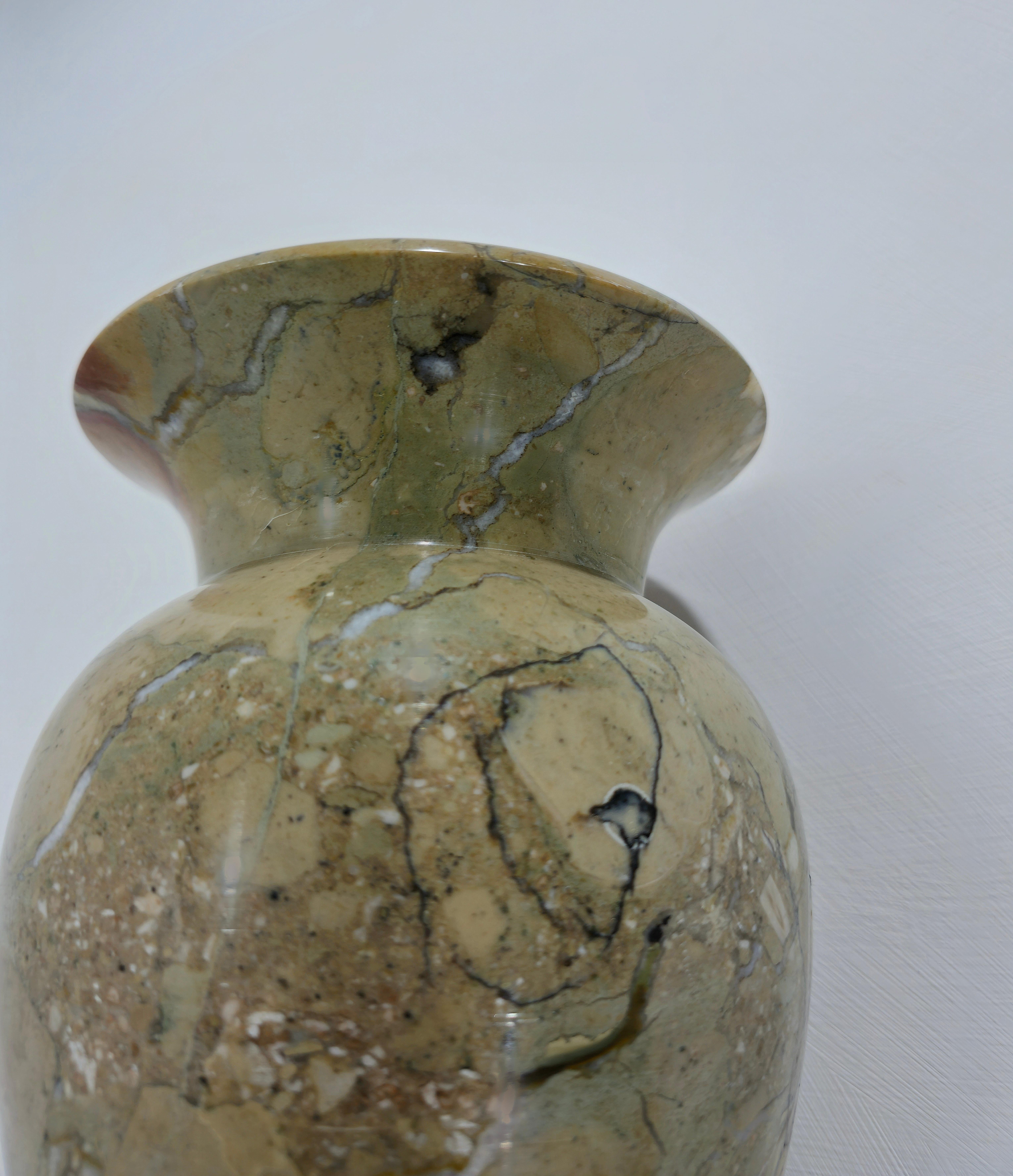 Mid-Century moderno Vaso di marmo italiano Mid-Century Modern in vendita