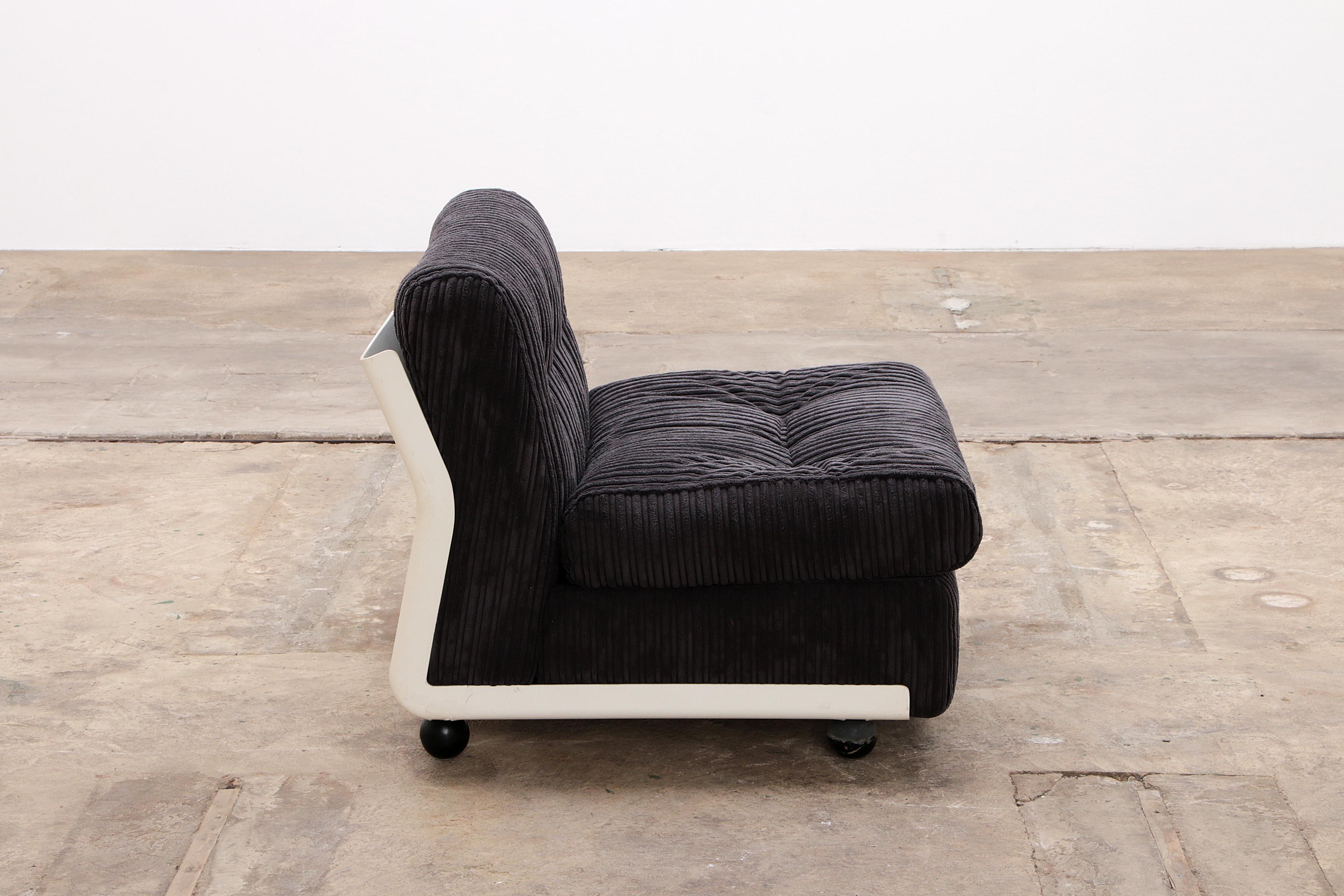 Italian Mario Bellini Amanta armchair ribbed fabric anthracite, 1960s 1