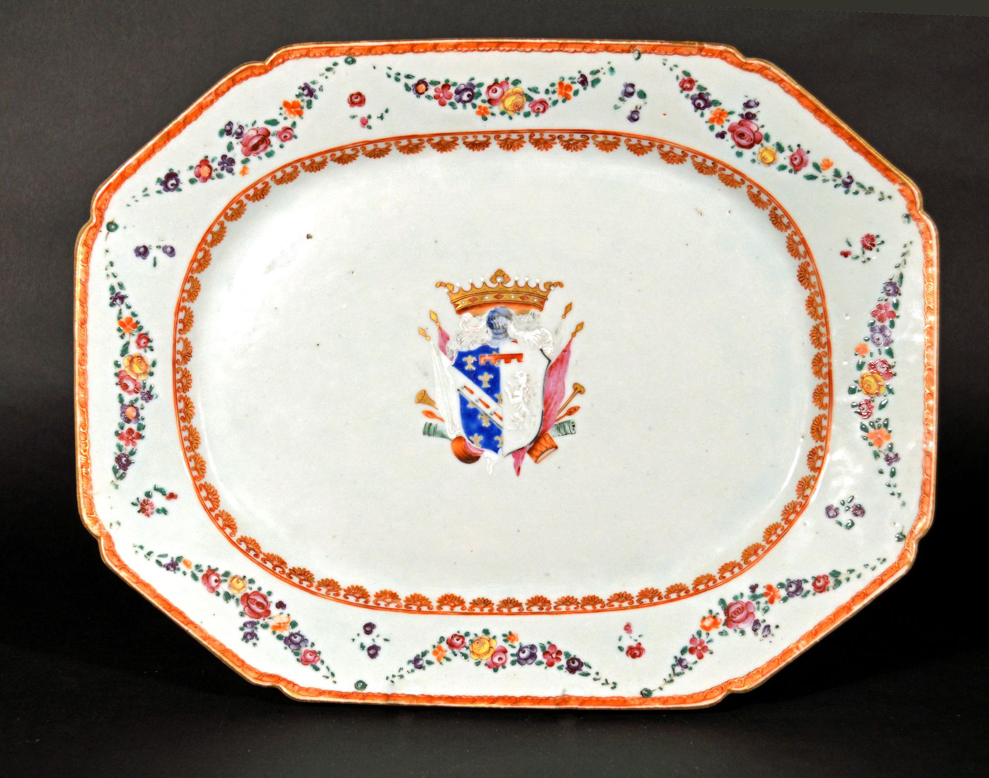 Chinois Exportation chinoise du marché italien  Porcelaine armoriée pour les Marchesi di Sorbello en vente