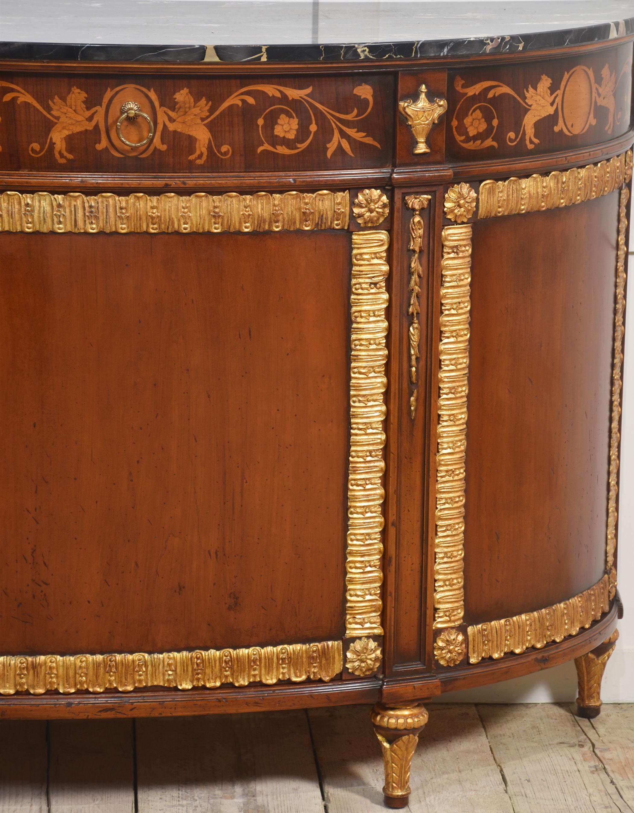 Mueble italiano de marquetería y paquetería de caoba dorada en Bueno estado para la venta en Cheshire, GB