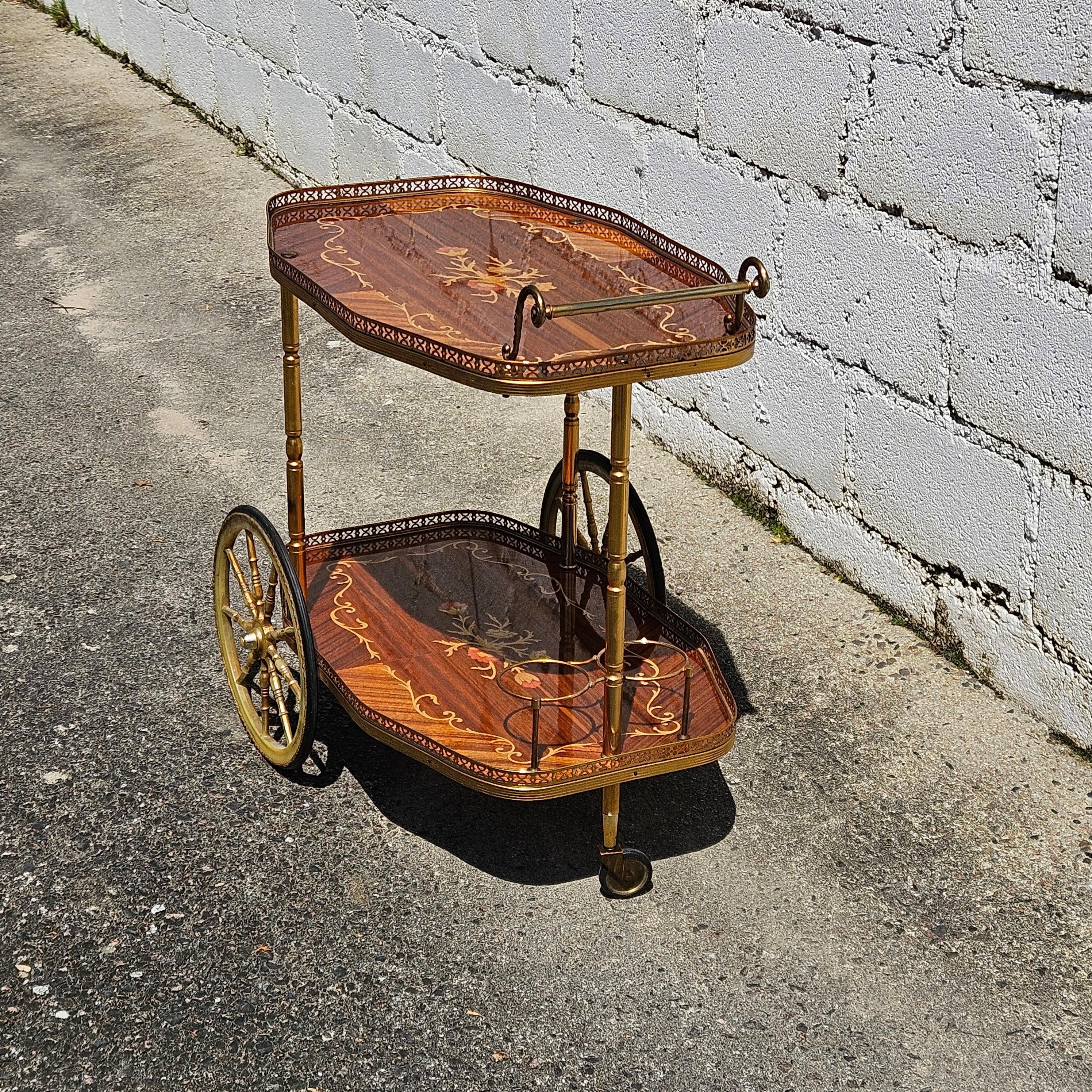 Moulage Chariot de bar à deux niveaux pour dessert - Trolley - Style néoclassique des années 70