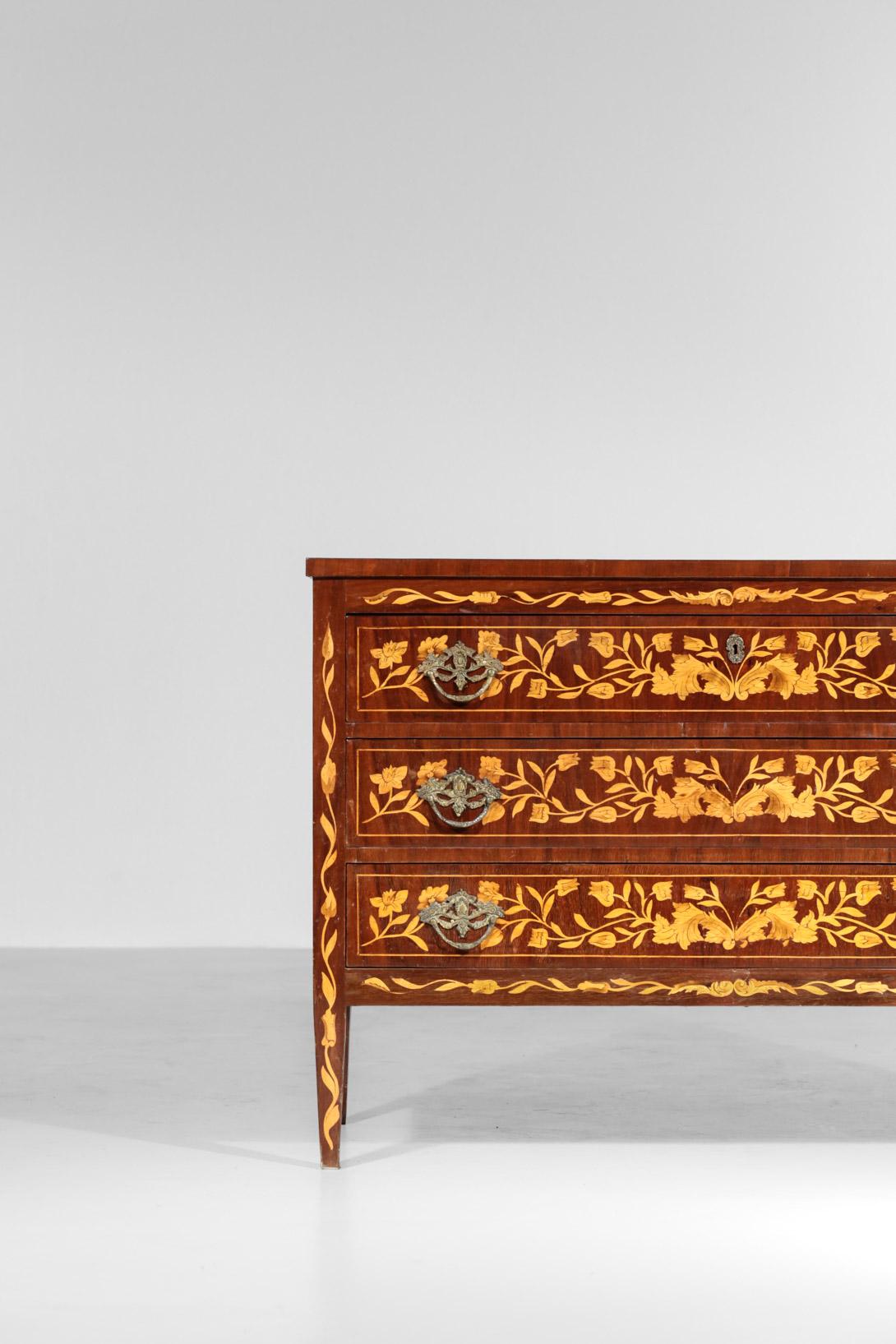 Italian Marquetry Chest of Drawers, 1940s 4