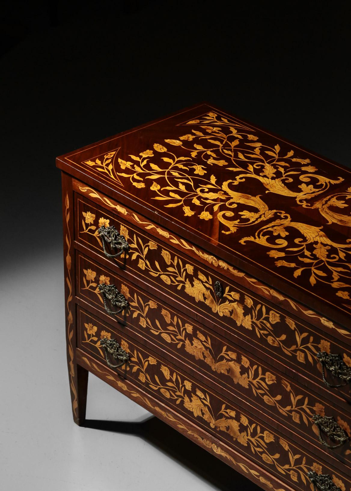 Italian Marquetry Chest of Drawers, 1940s 2
