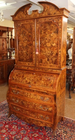 Scrivania italiana in stile Maggiolini con intarsio in legno misto