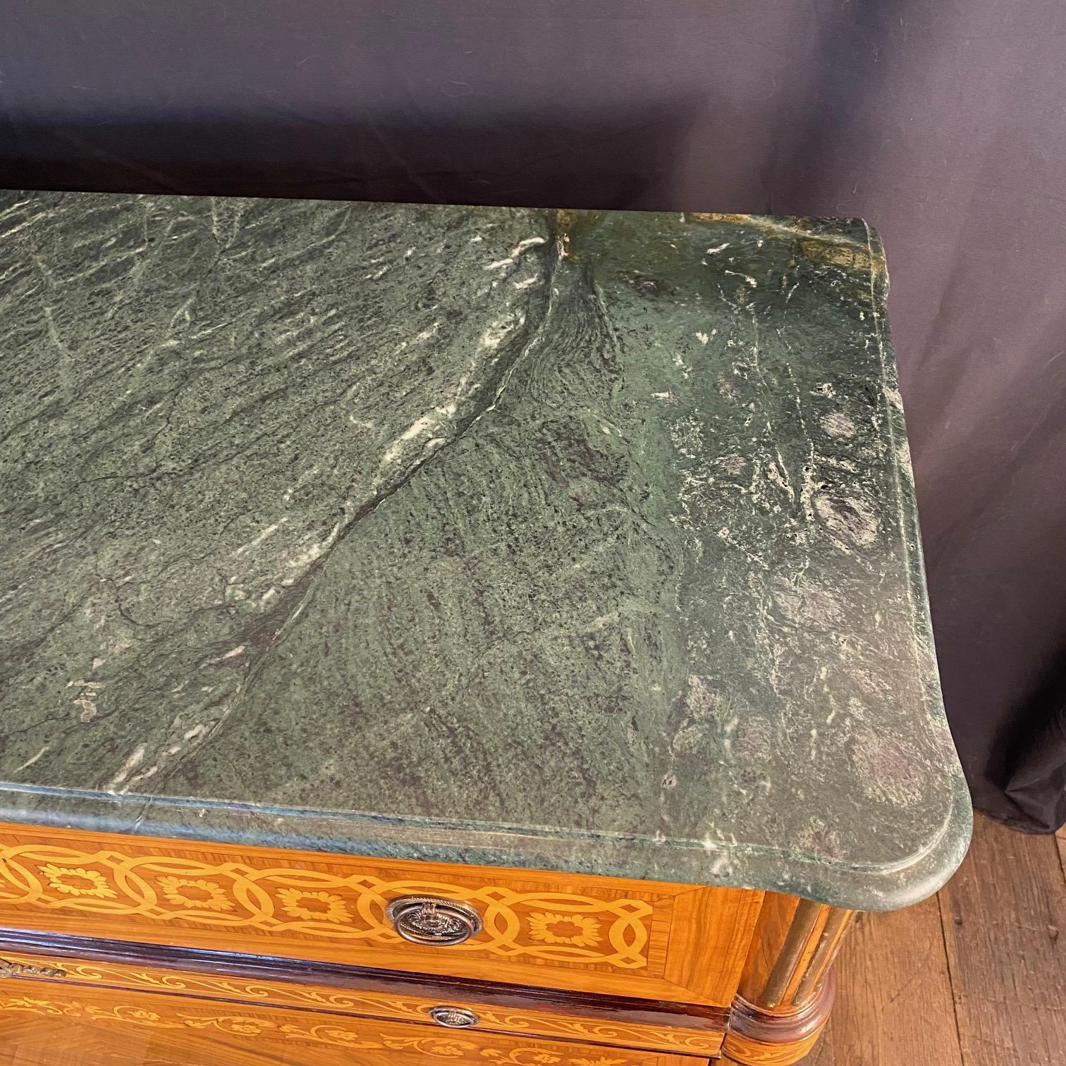 Scrivania Commode con piano in marmo intarsiato italiano in vendita 7