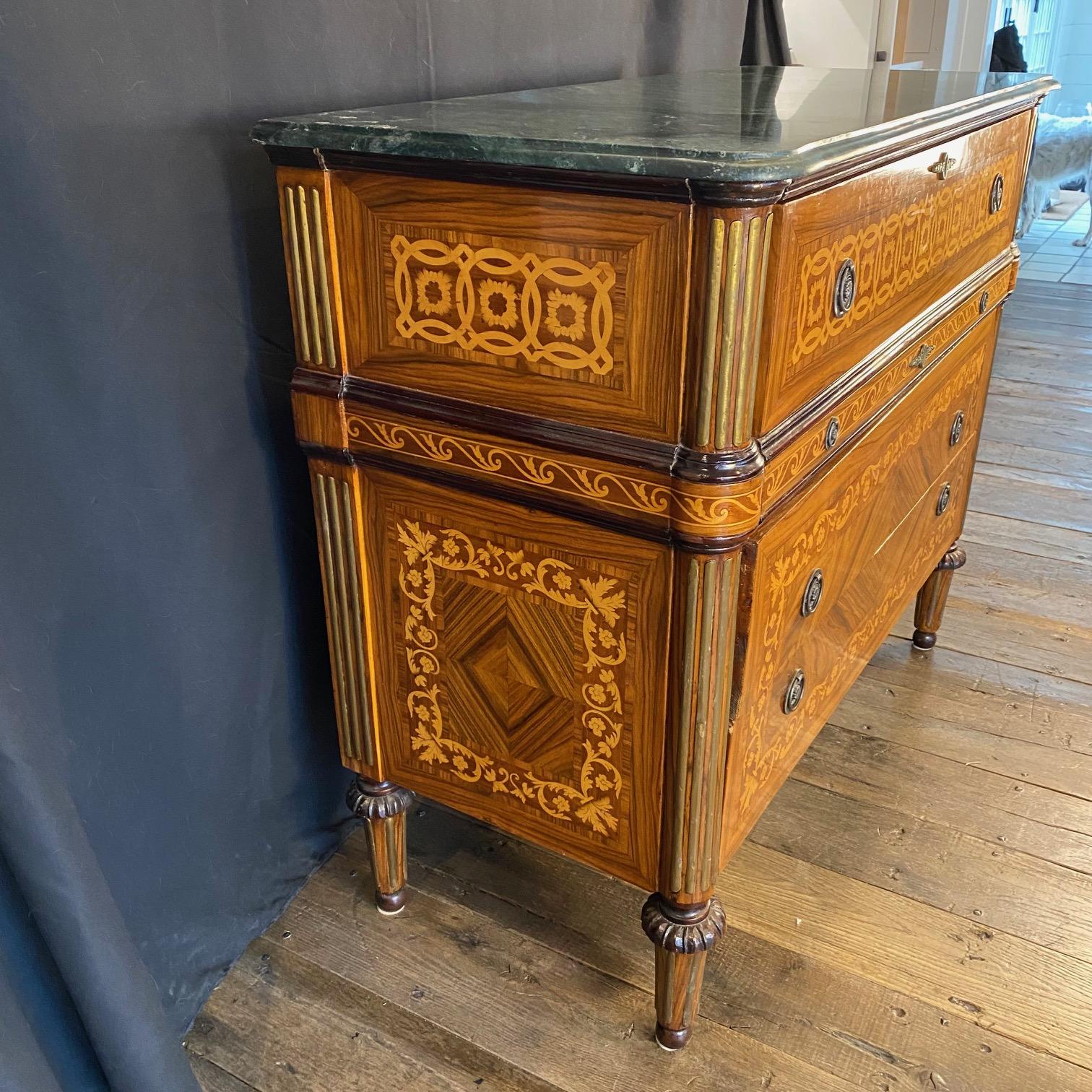 Scrivania Commode con piano in marmo intarsiato italiano in vendita 9