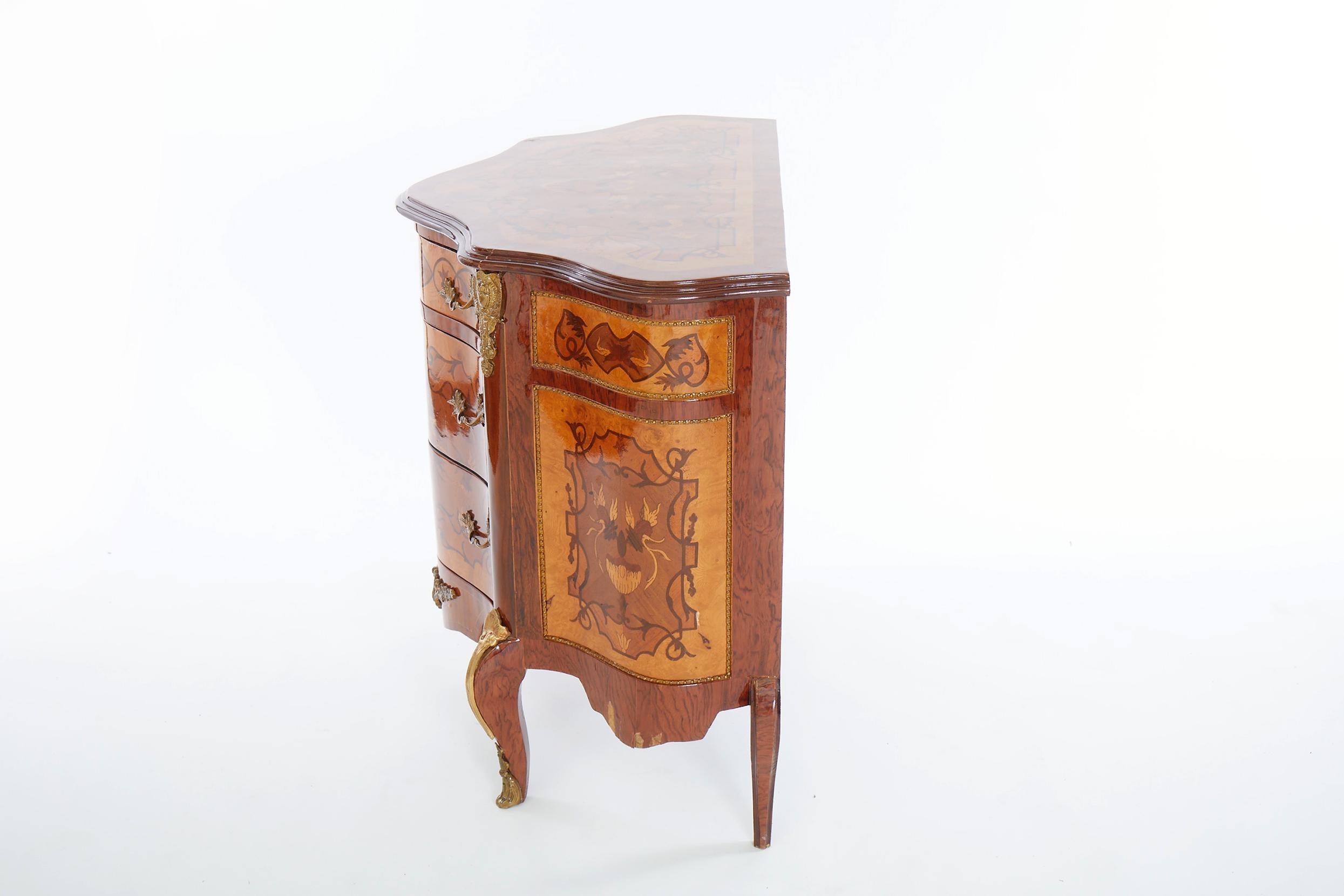 Italian Marquetry Small Server / Sideboard 2