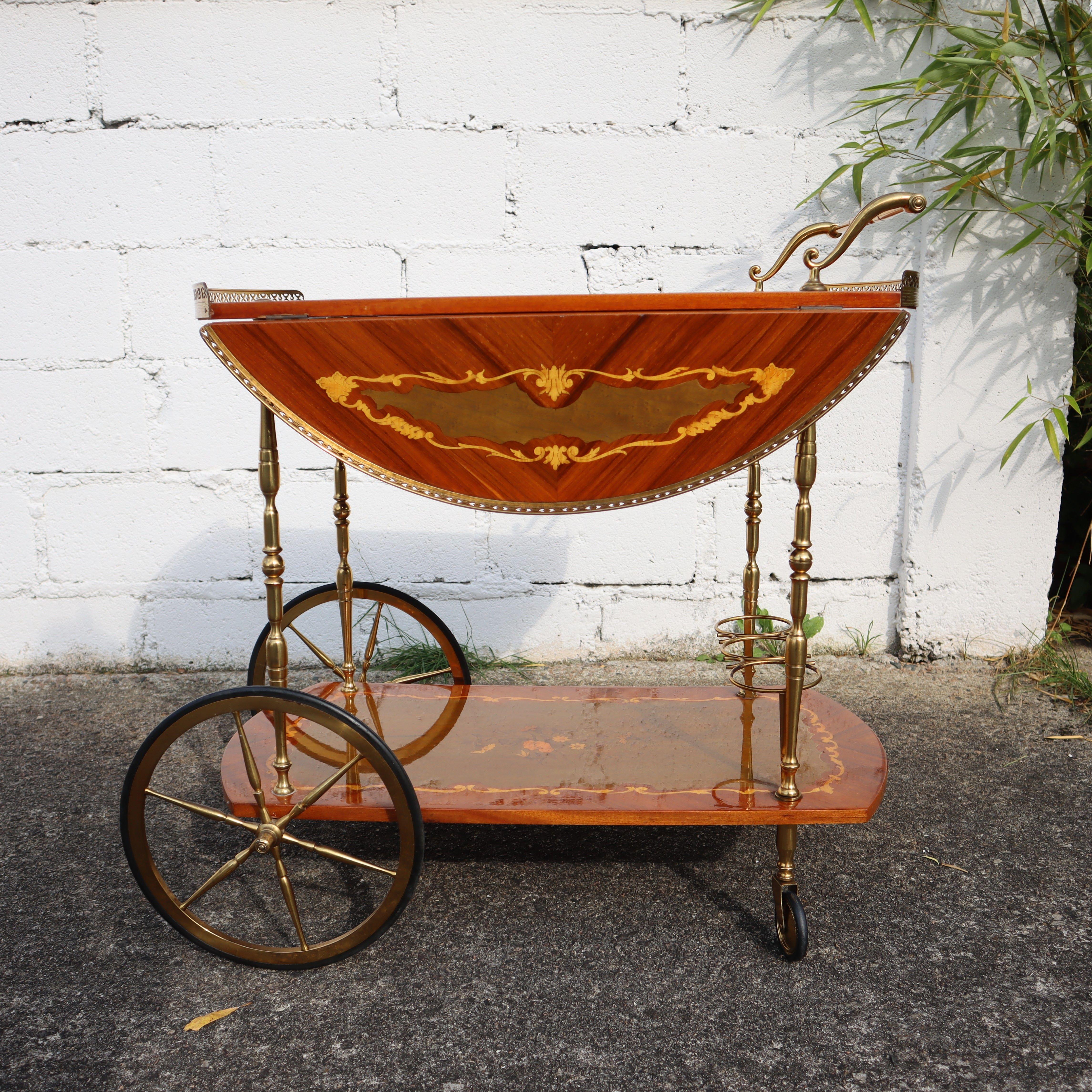 Italian Marquetry Two Tier Drop Leaf Bar Cart-Neoclassical Dessert-Bar Trolley In Good Condition In Bussiere Dunoise, Nouvel Aquitaine