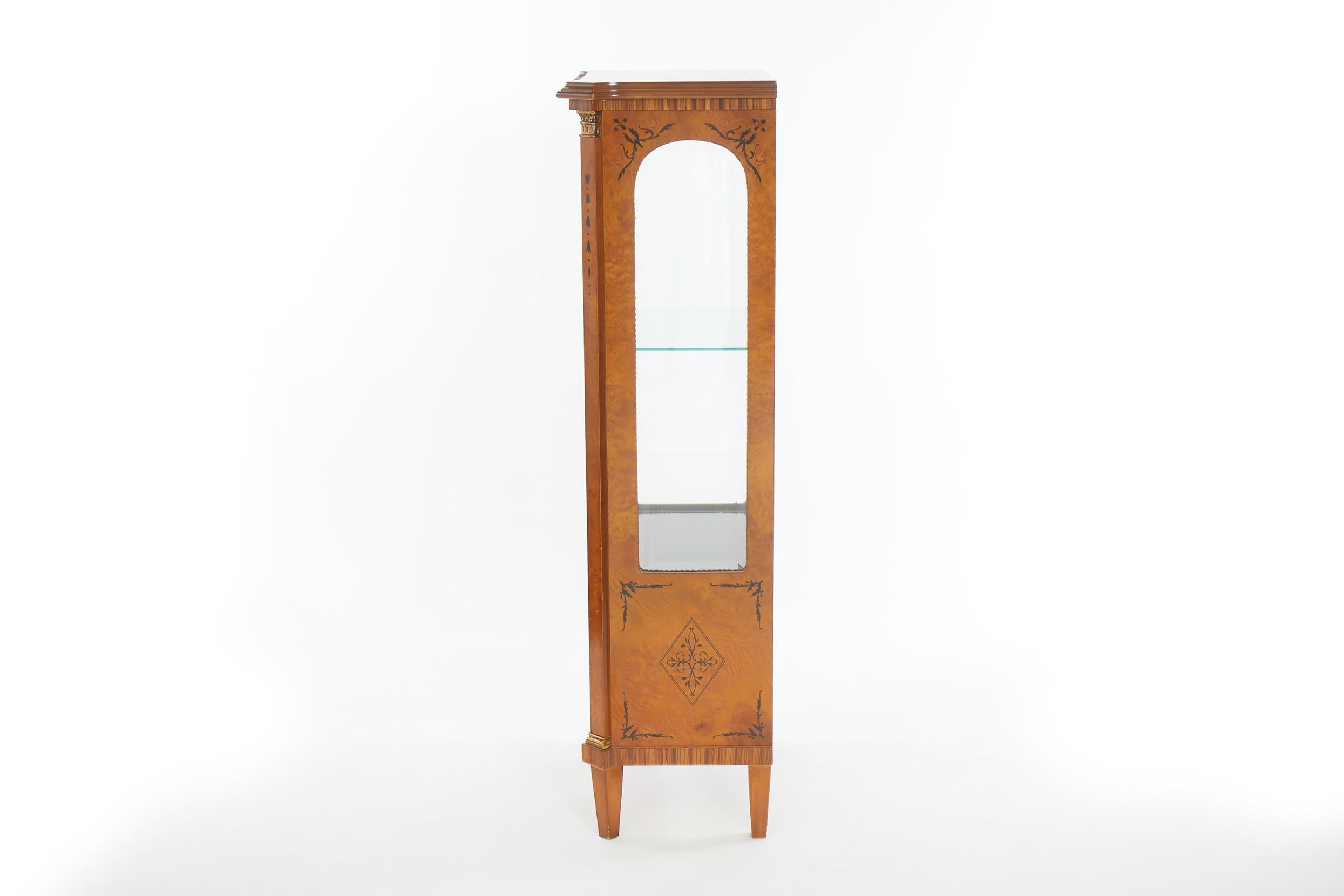 Italian Marquetry Wood Vitrine / Cabinet For Sale 4