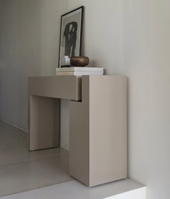 Italian Matt Lacquered MDF Console Table Mogg Berlino - Dainelli Studio RAL 7044