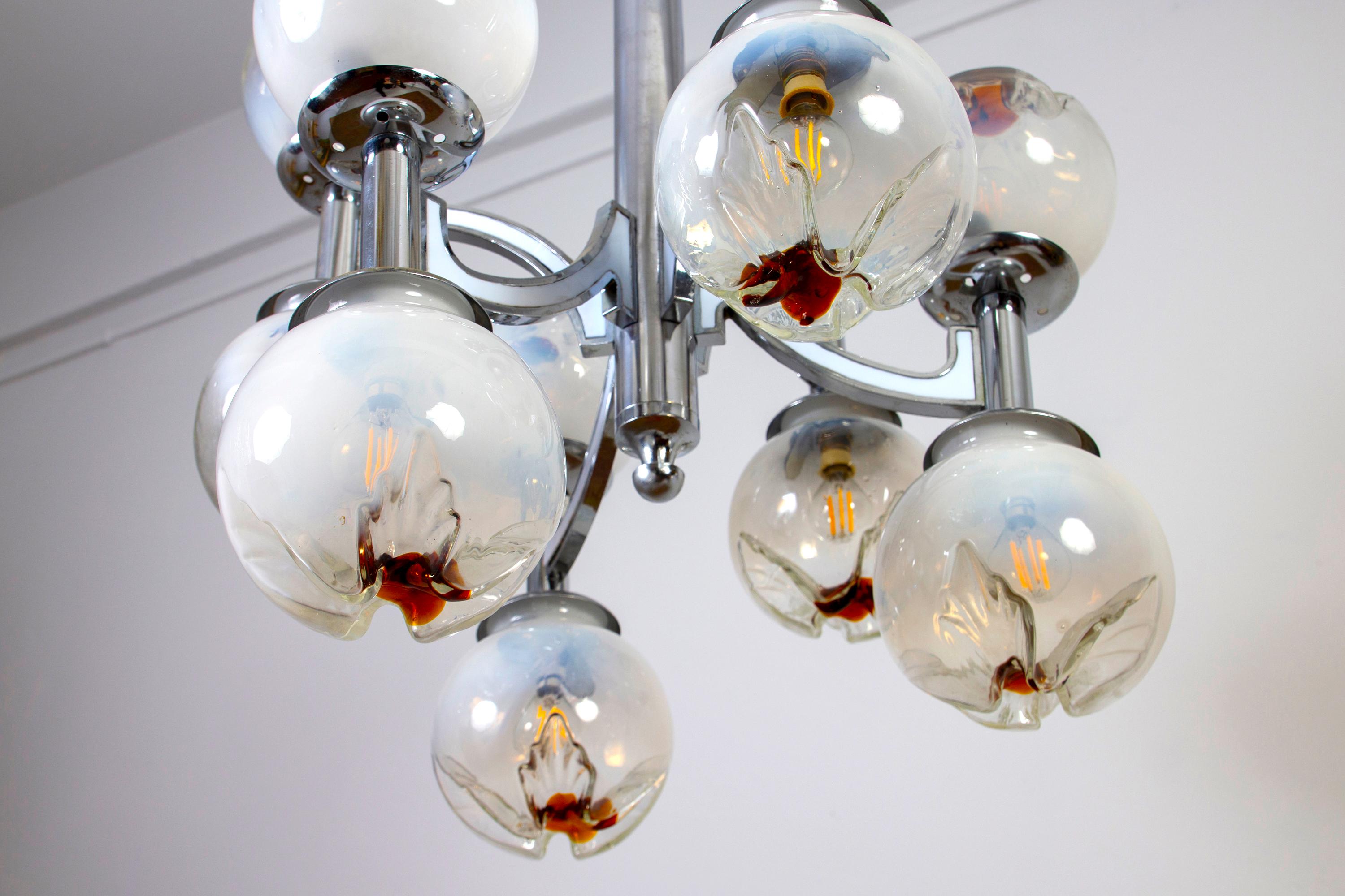 Italian Mazzega Design Carlo Nason Snowball Murano Chandelier, 1960 For Sale 5