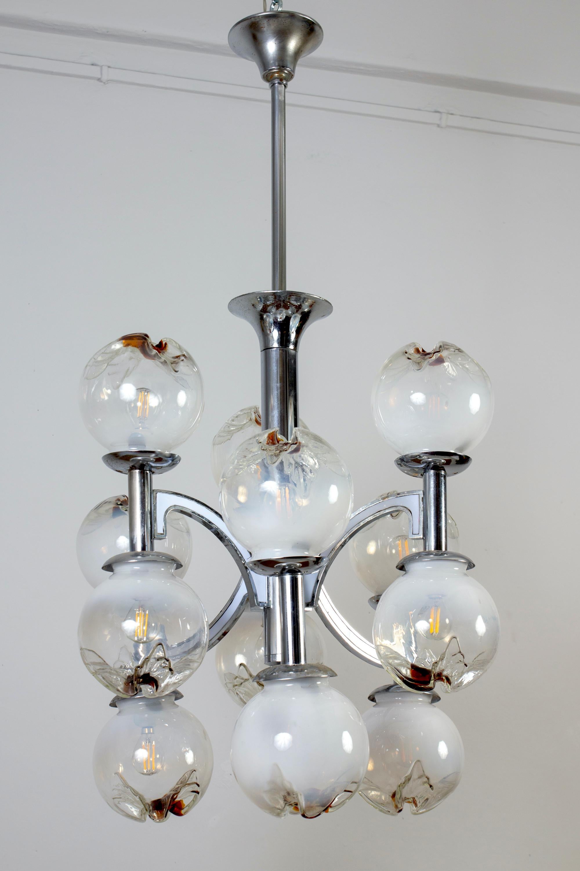 Mid-20th Century Italian Mazzega Design Carlo Nason Snowball Murano Chandelier, 1960 For Sale