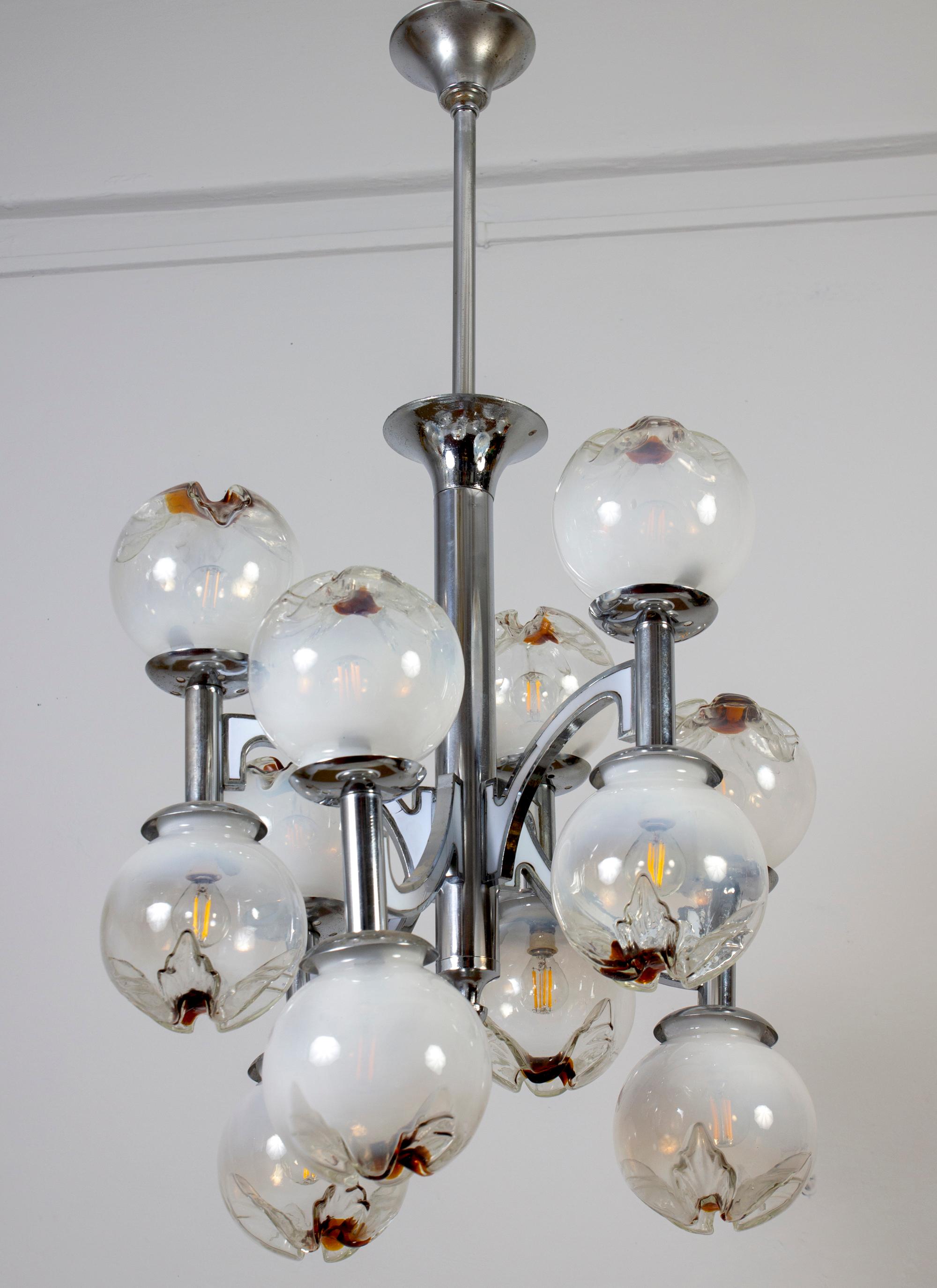 Blown Glass Italian Mazzega Design Carlo Nason Snowball Murano Chandelier, 1960 For Sale