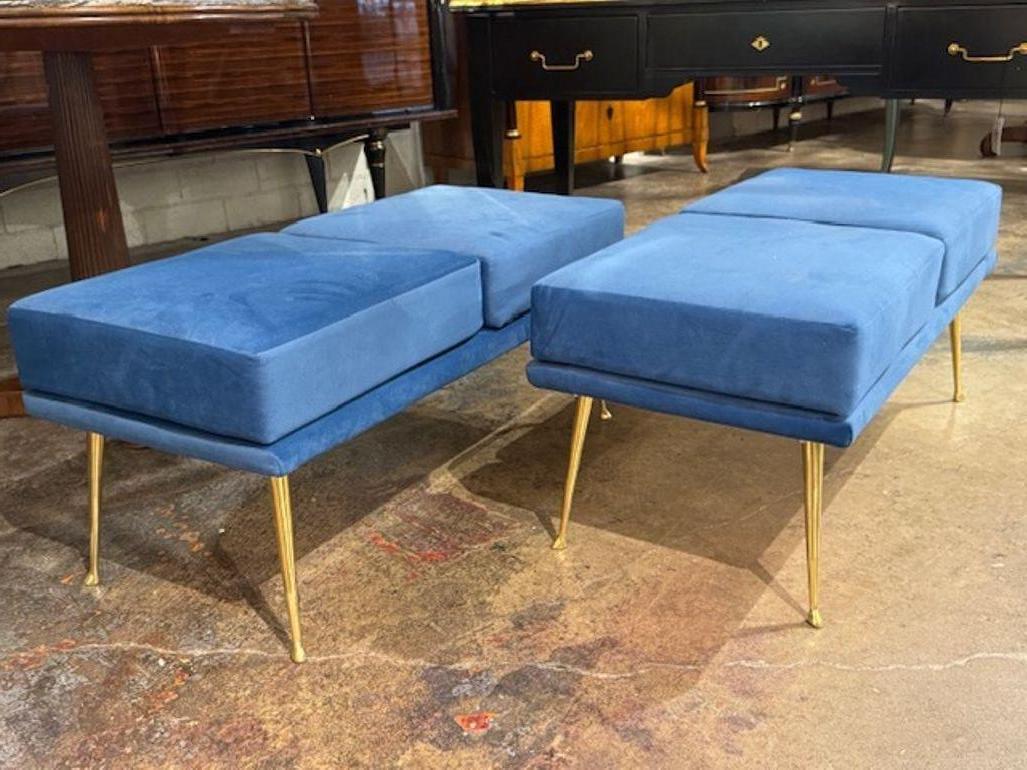 Bancos de diseño italiano MCM Gio Ponti con patas de latón en Bueno estado para la venta en Dallas, TX