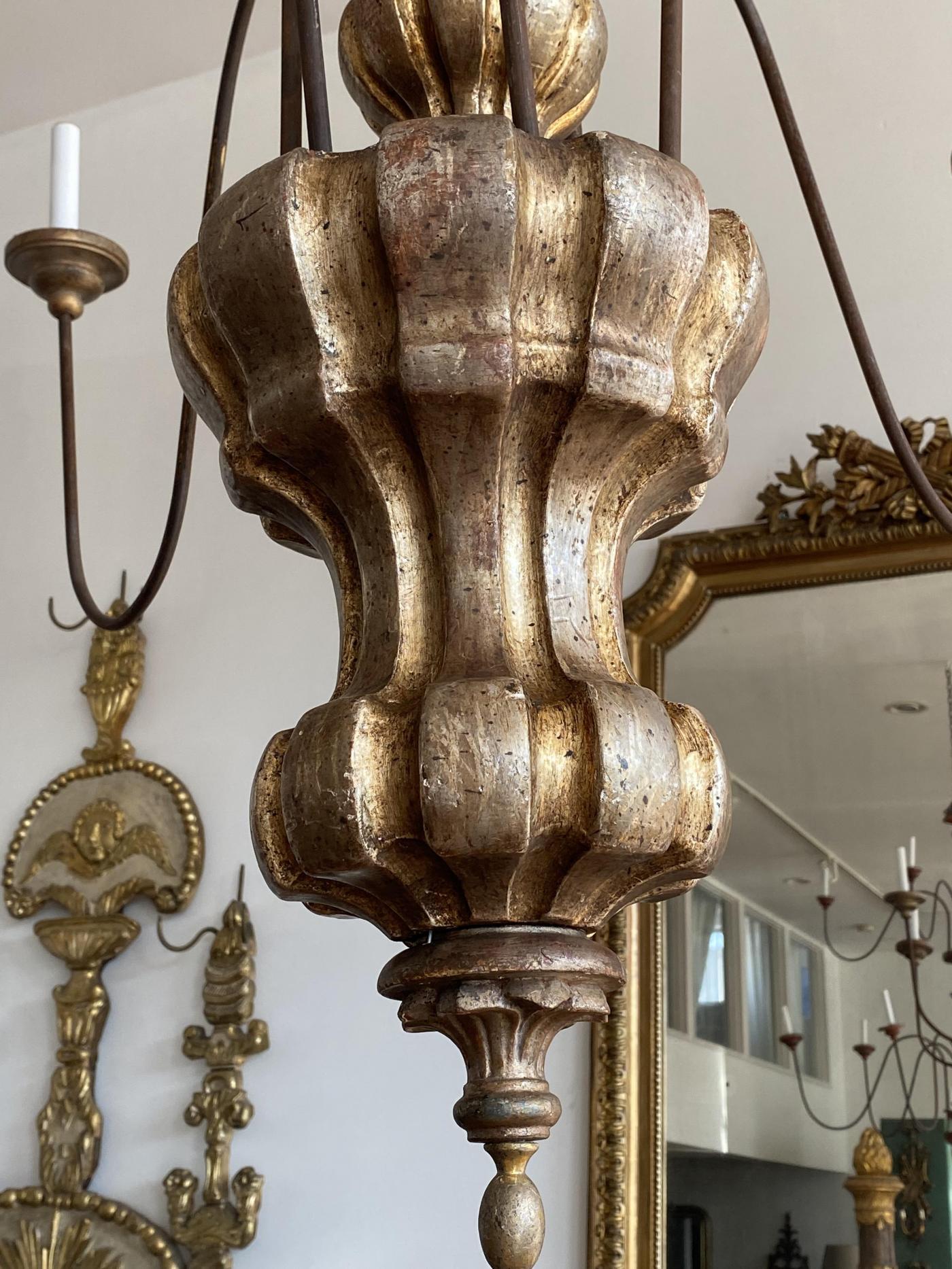 Italian Mecca, Giltwood Chandelier In Good Condition For Sale In Los Angeles, CA