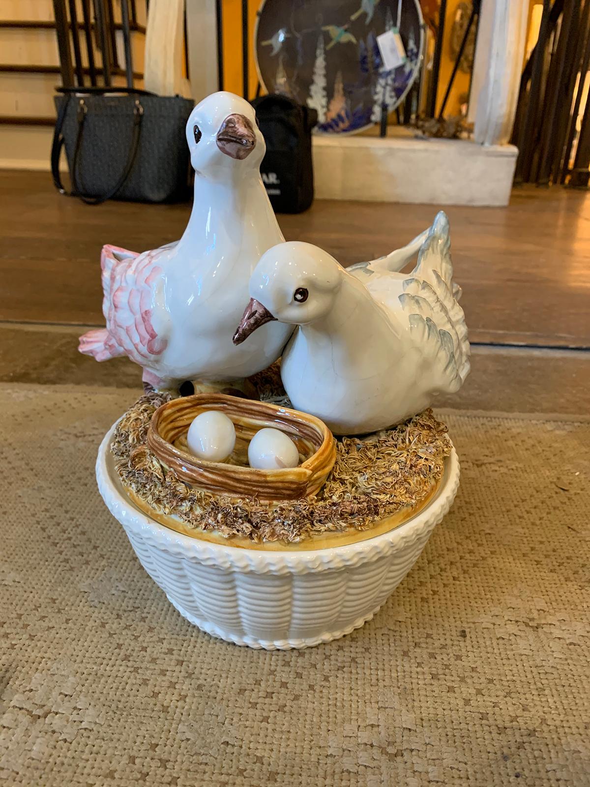 Italian Meiselman Porcelain Pair of Lovebird White Doves in Nest Lidded Basket In Good Condition In Atlanta, GA