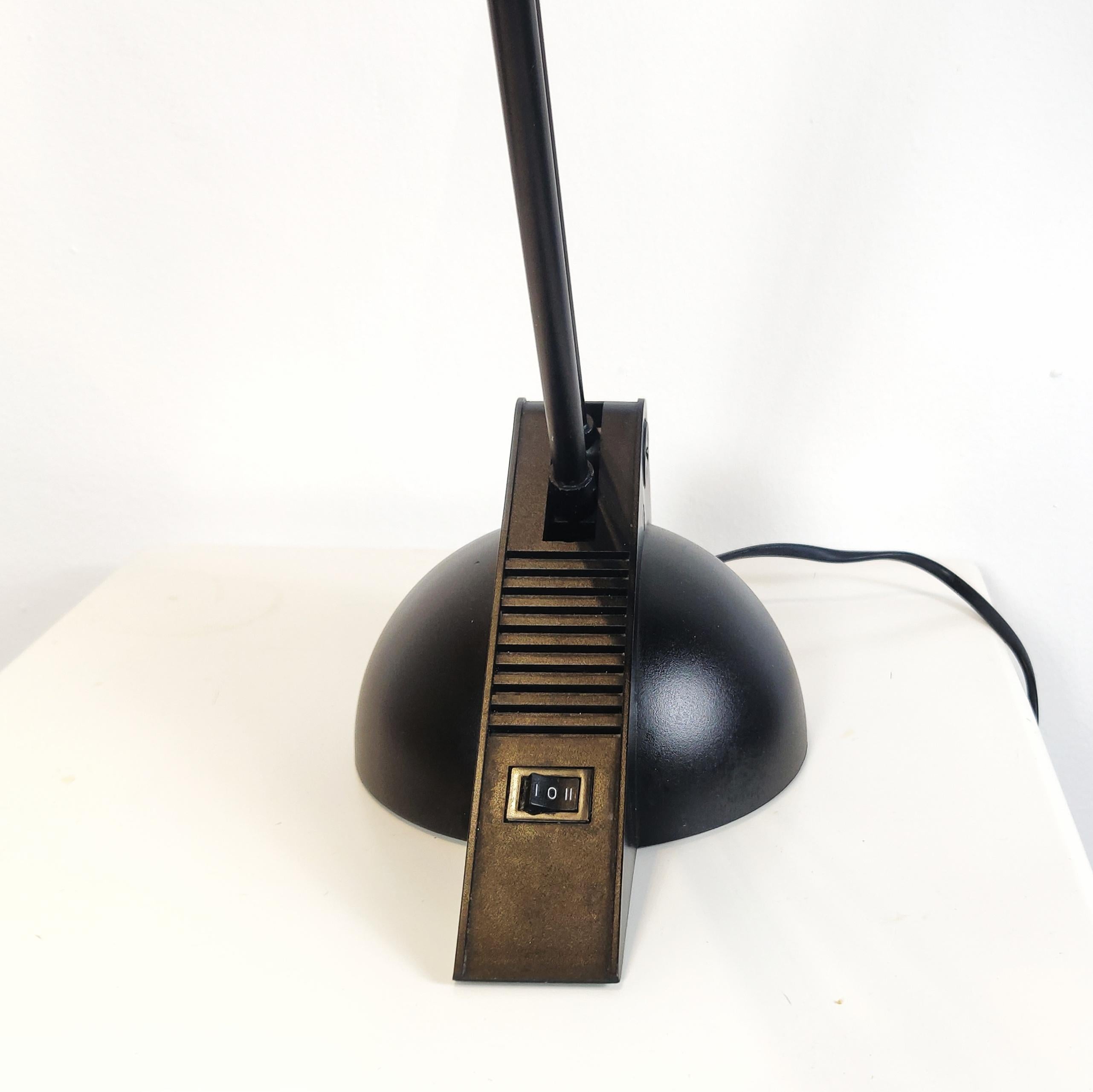Italian Memphis Style Desk Lamp, 1980s For Sale 4