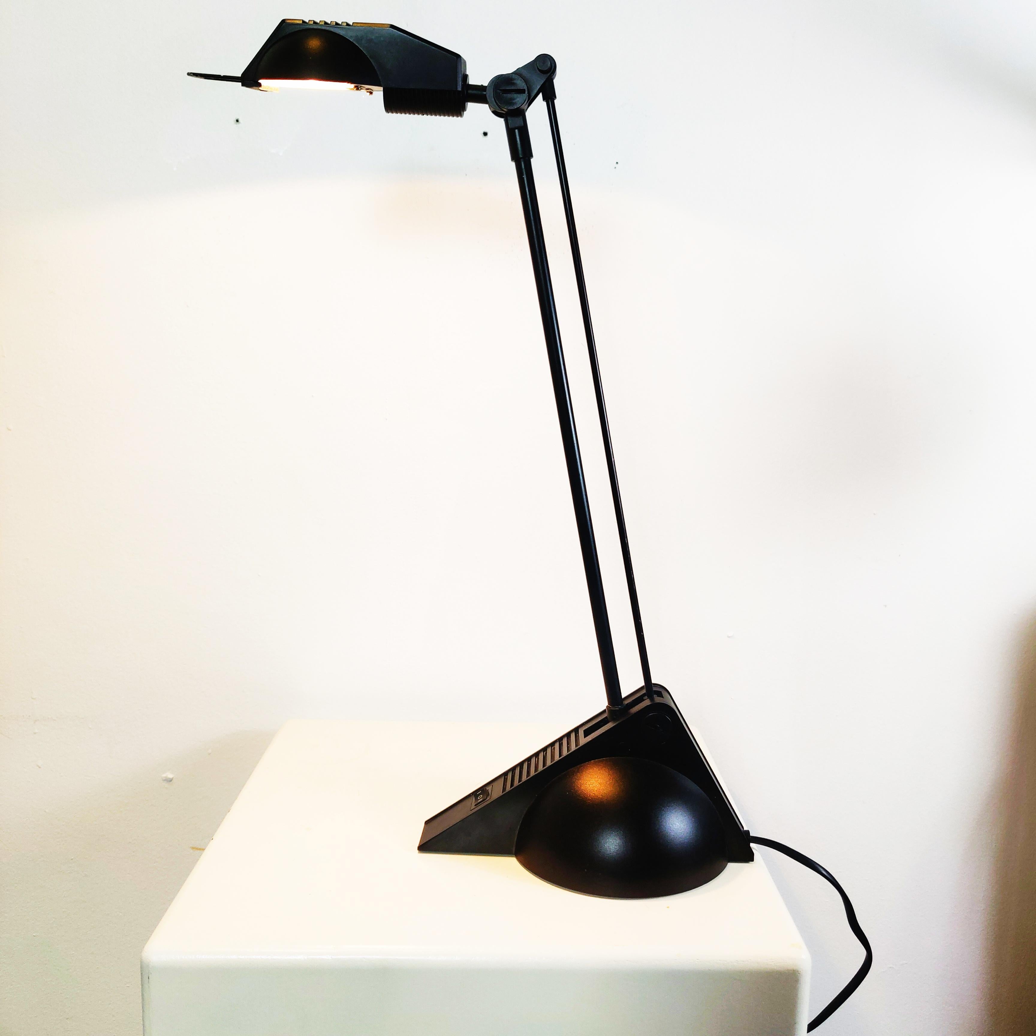 Moderne Lampe de bureau italienne de style Memphis, années 1980 en vente