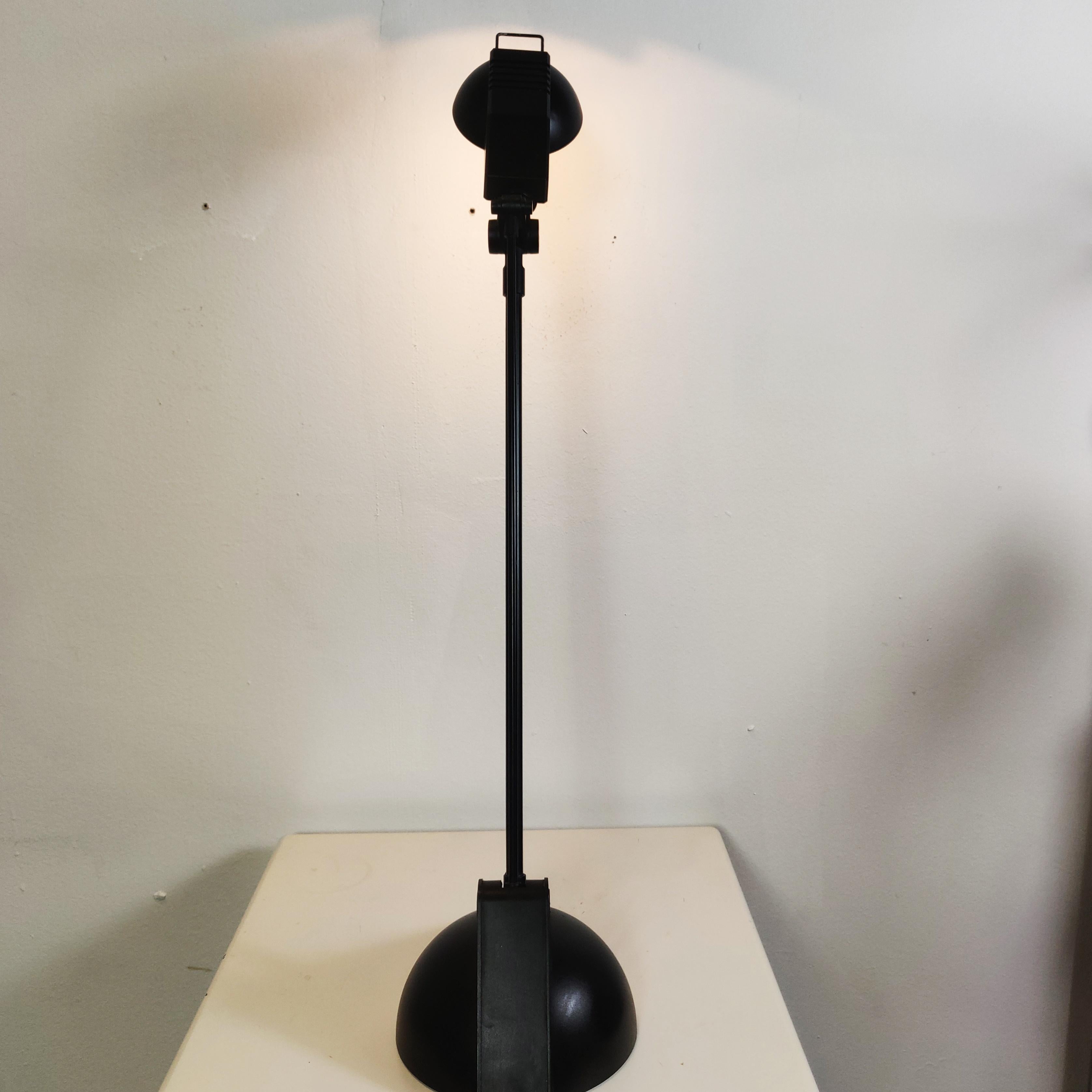 Lampe de bureau italienne de style Memphis, années 1980 Bon état - En vente à MIJDRECHT, NL