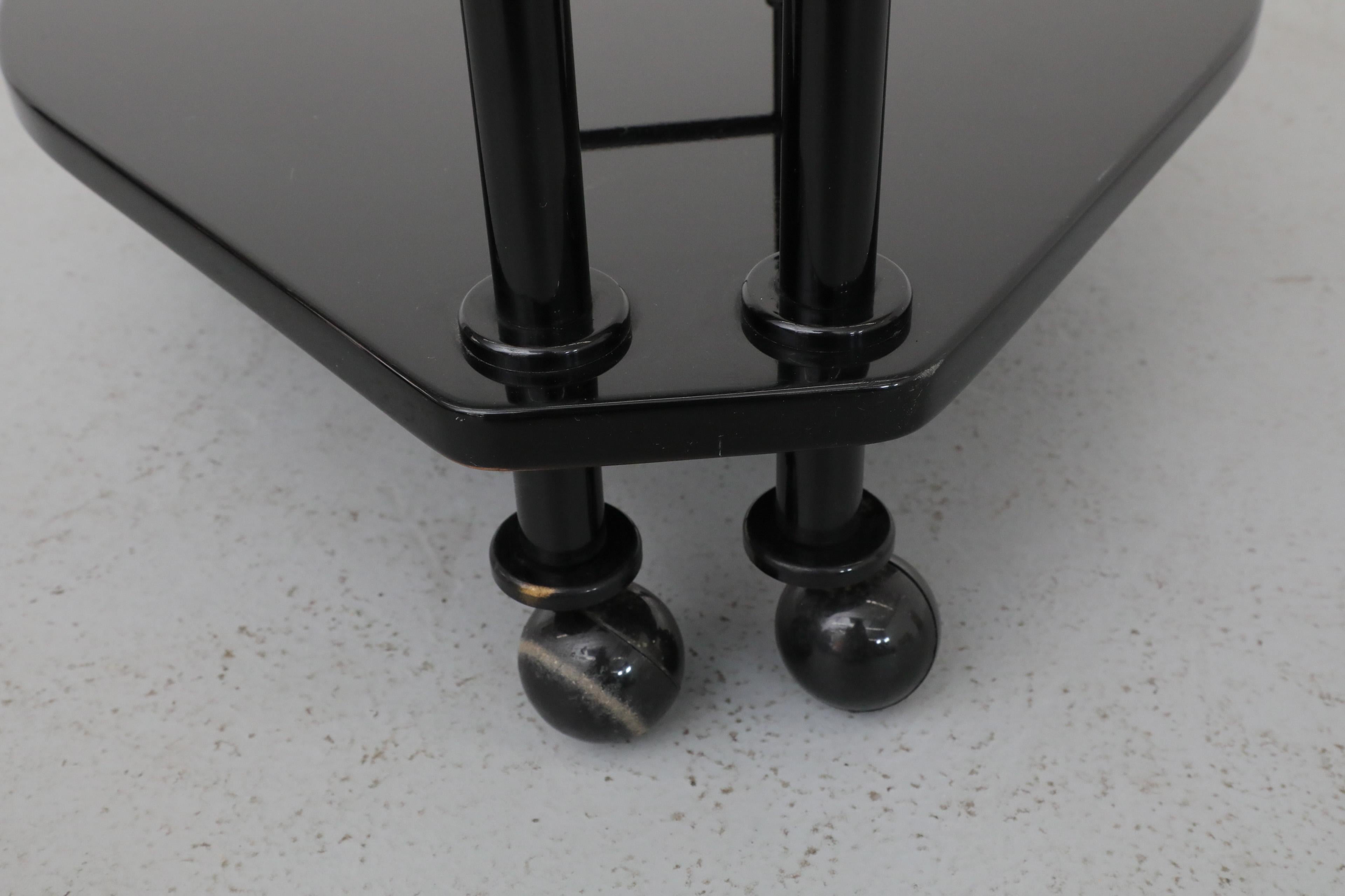 Italian Memphis Style Two Tiered Rolling Bar Cart with Black Frame and Glass Top For Sale 10