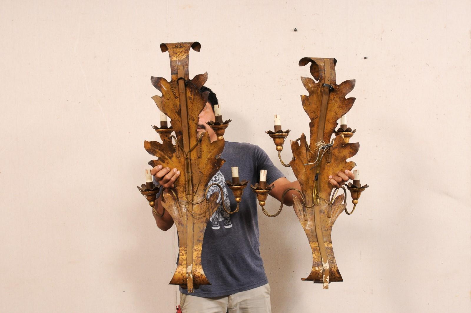 Italienische 4-Leuchten-Konsolen aus Metall mit Blattmotiv (unverdrahtet) im Angebot 7