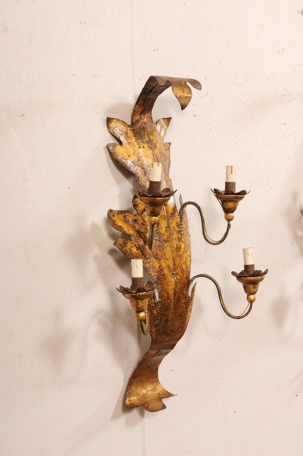 Italienische 4-Leuchten-Konsolen aus Metall mit Blattmotiv (unverdrahtet) im Angebot 2