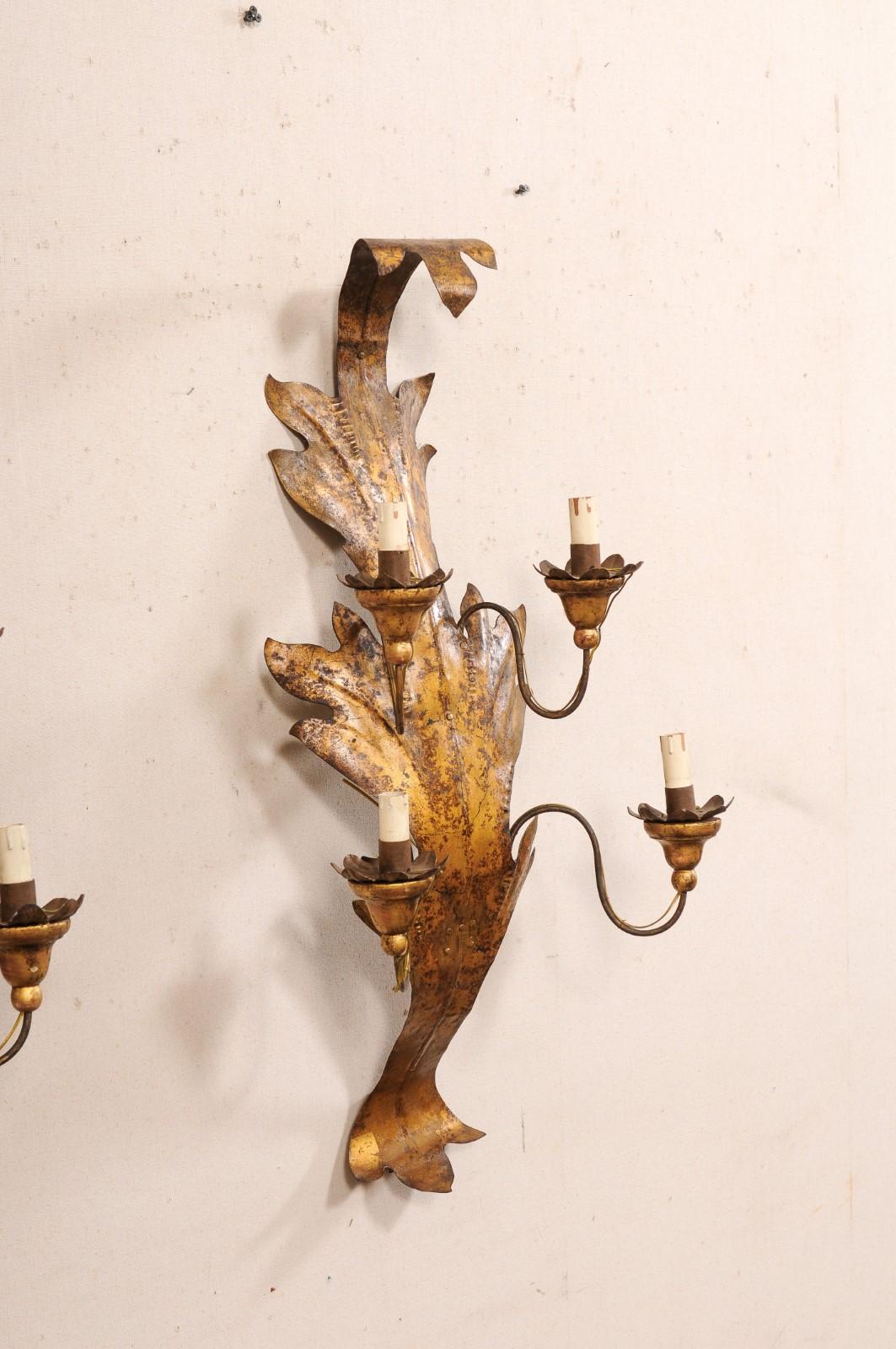 Italienische 4-Leuchten-Konsolen aus Metall mit Blattmotiv (unverdrahtet) im Angebot 3