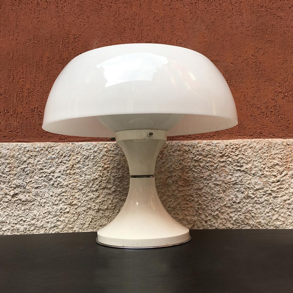 Modern Italian Metal Base and Plexiglass Table Lamp, 1970s
