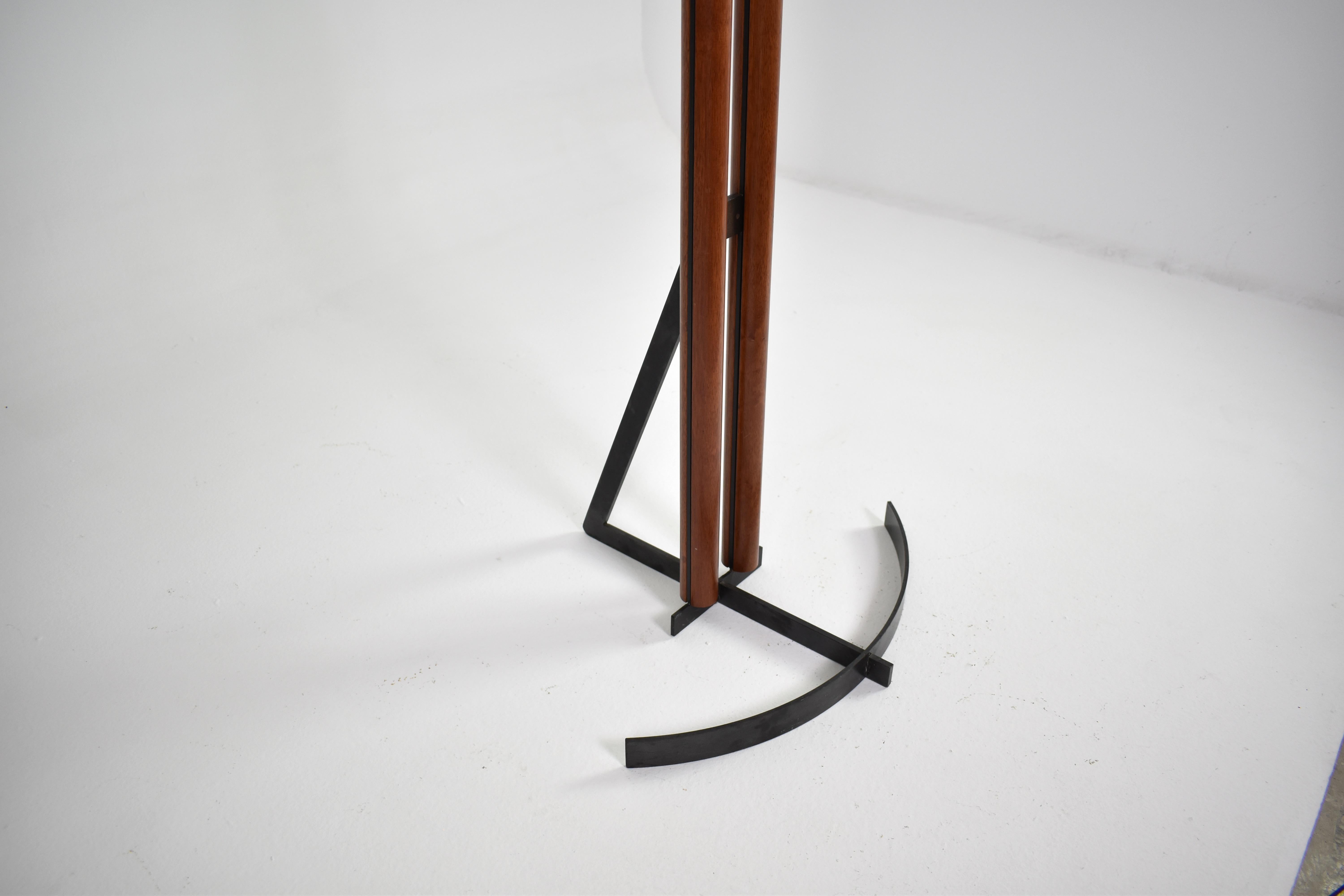 Métal Porte-manteaux italien en métal et bois de hêtre attribué à Afra et Tobia Scarpa, 1970 en vente