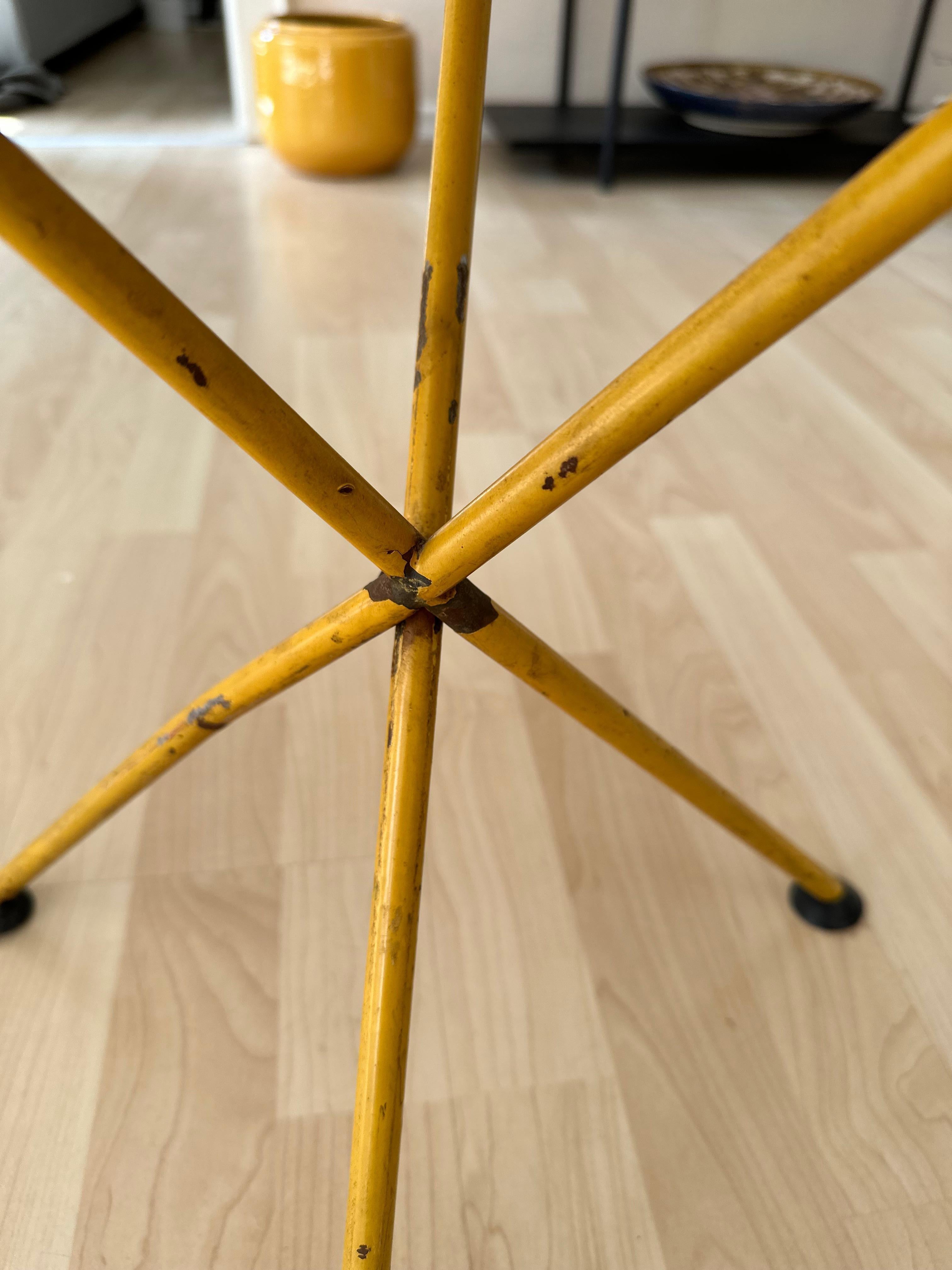 Italian metal folding side table Empire style, yellow and black, Mid century For Sale 2