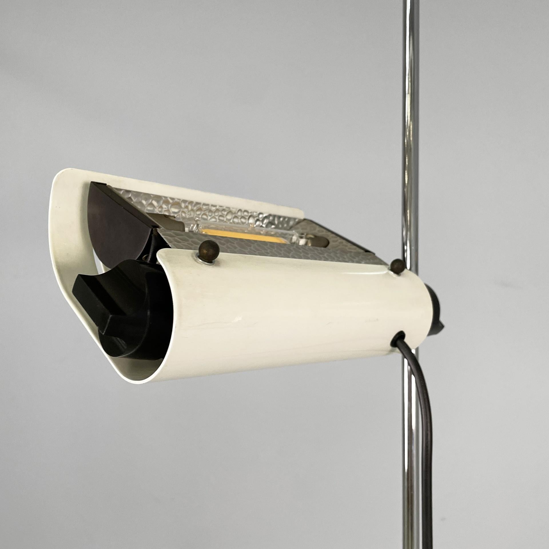 Lampadaires LED italiens en métal 626 di Joe Colombo pour Oluce, 1970 en vente 6