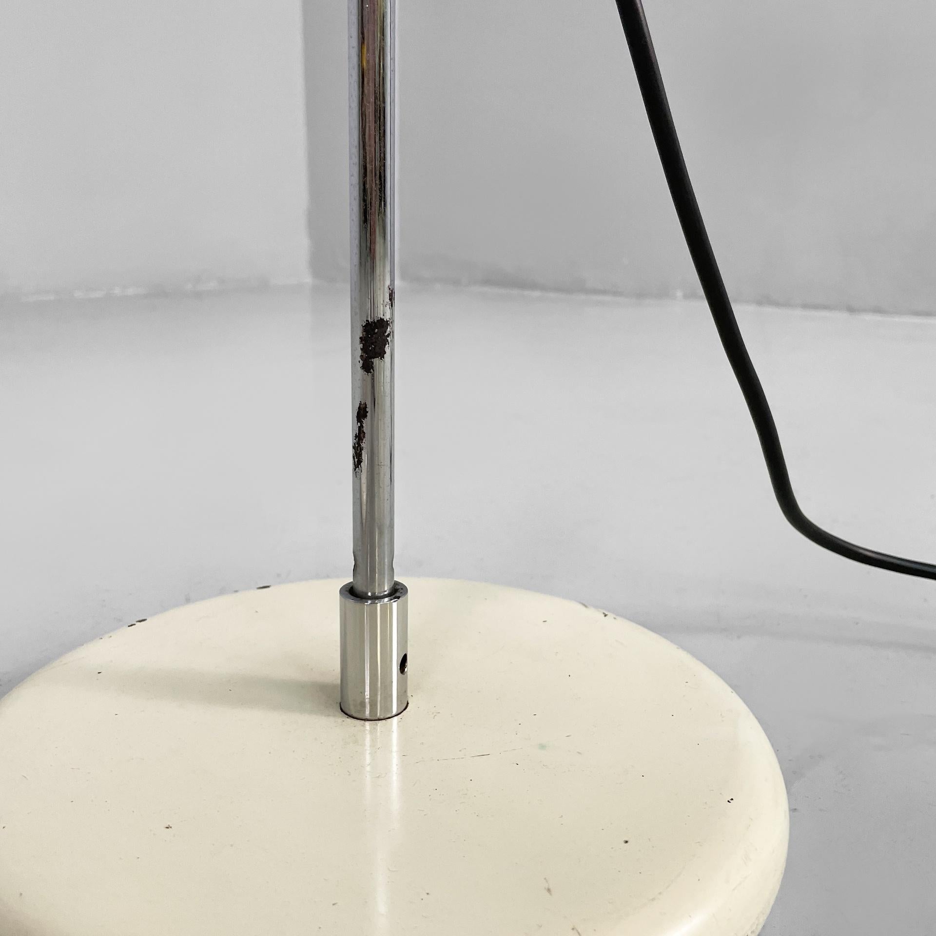 Lampadaires LED italiens en métal 626 di Joe Colombo pour Oluce, 1970 en vente 9