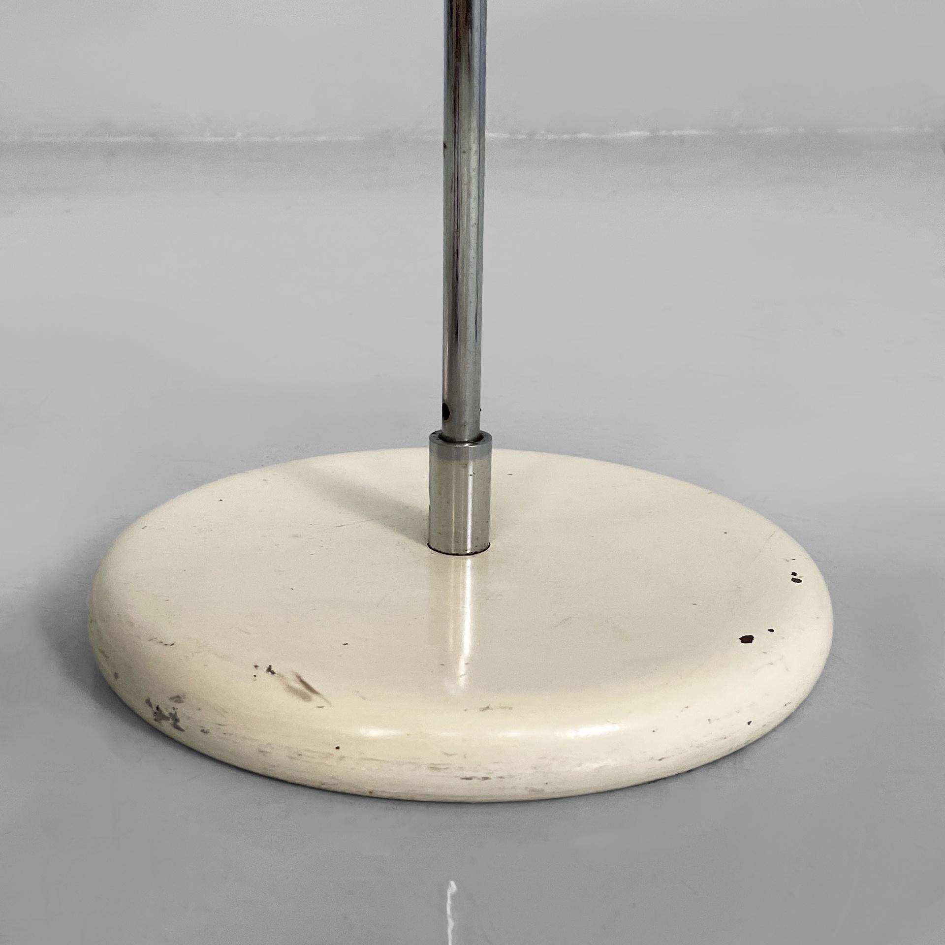 Lampadaires LED italiens en métal 626 di Joe Colombo pour Oluce, 1970 en vente 10
