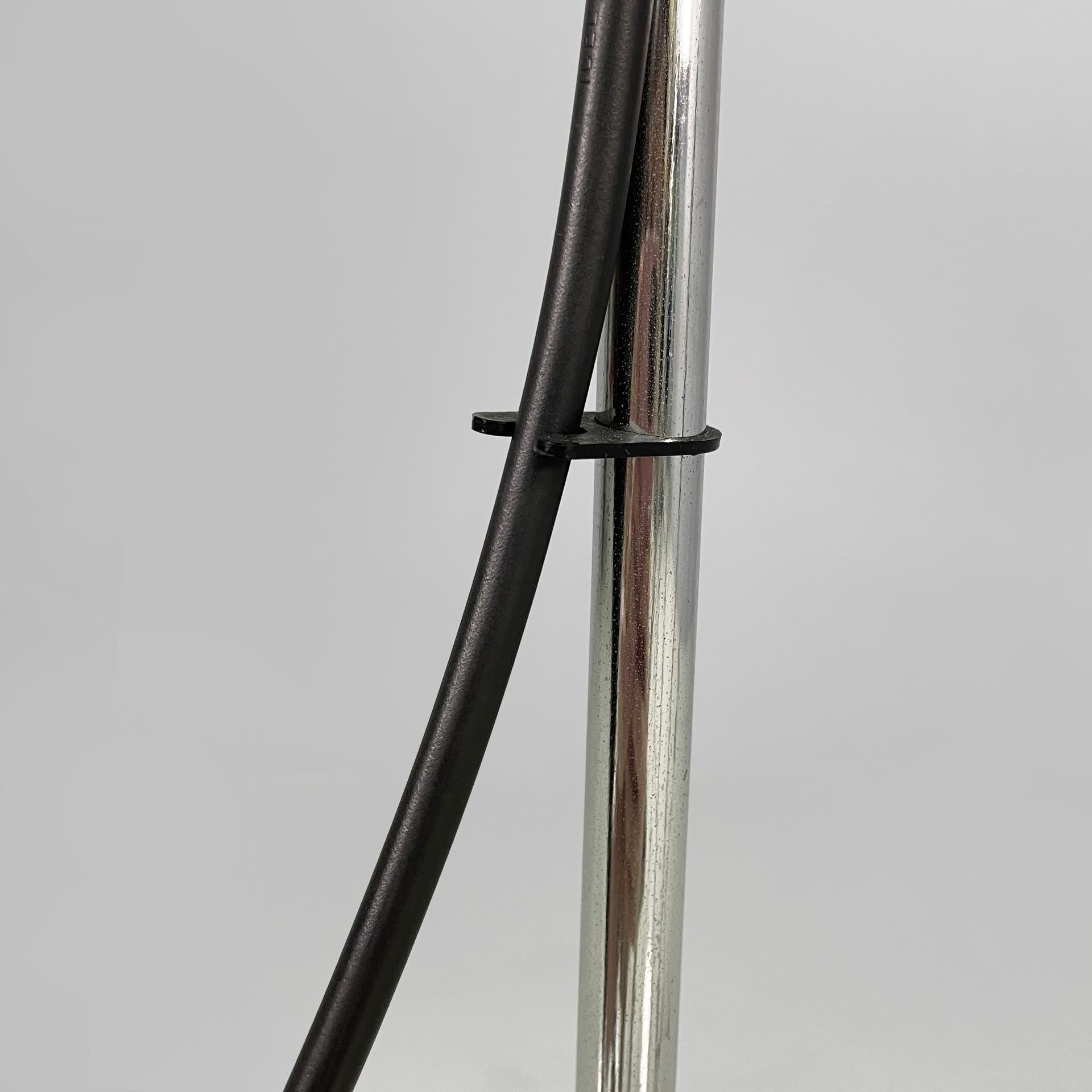 Métal Lampadaires LED italiens en métal 626 di Joe Colombo pour Oluce, 1970 en vente