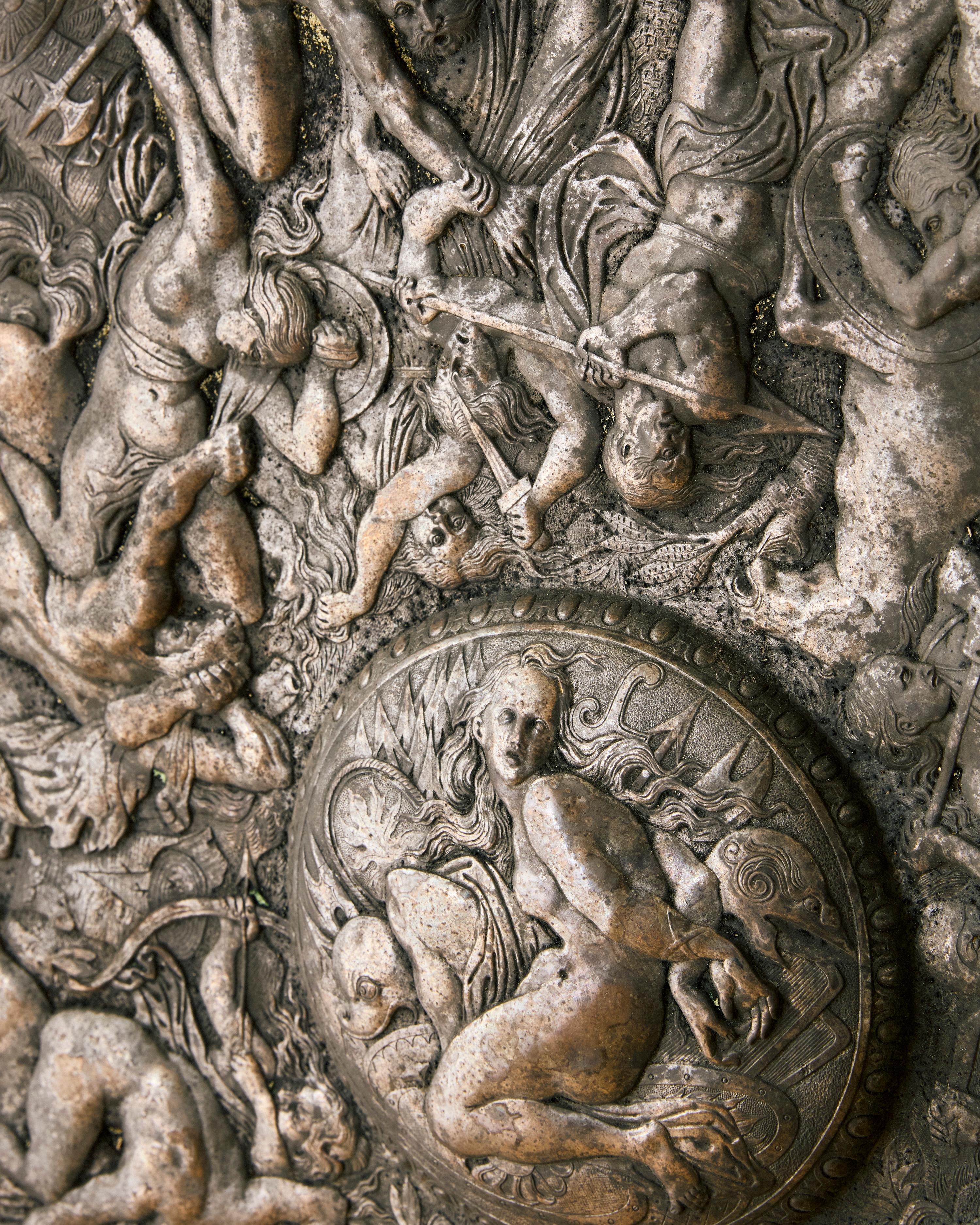 Italian Metal Relief Charger in The Manner of Eugenio Bellosio c. 1900 For Sale 1