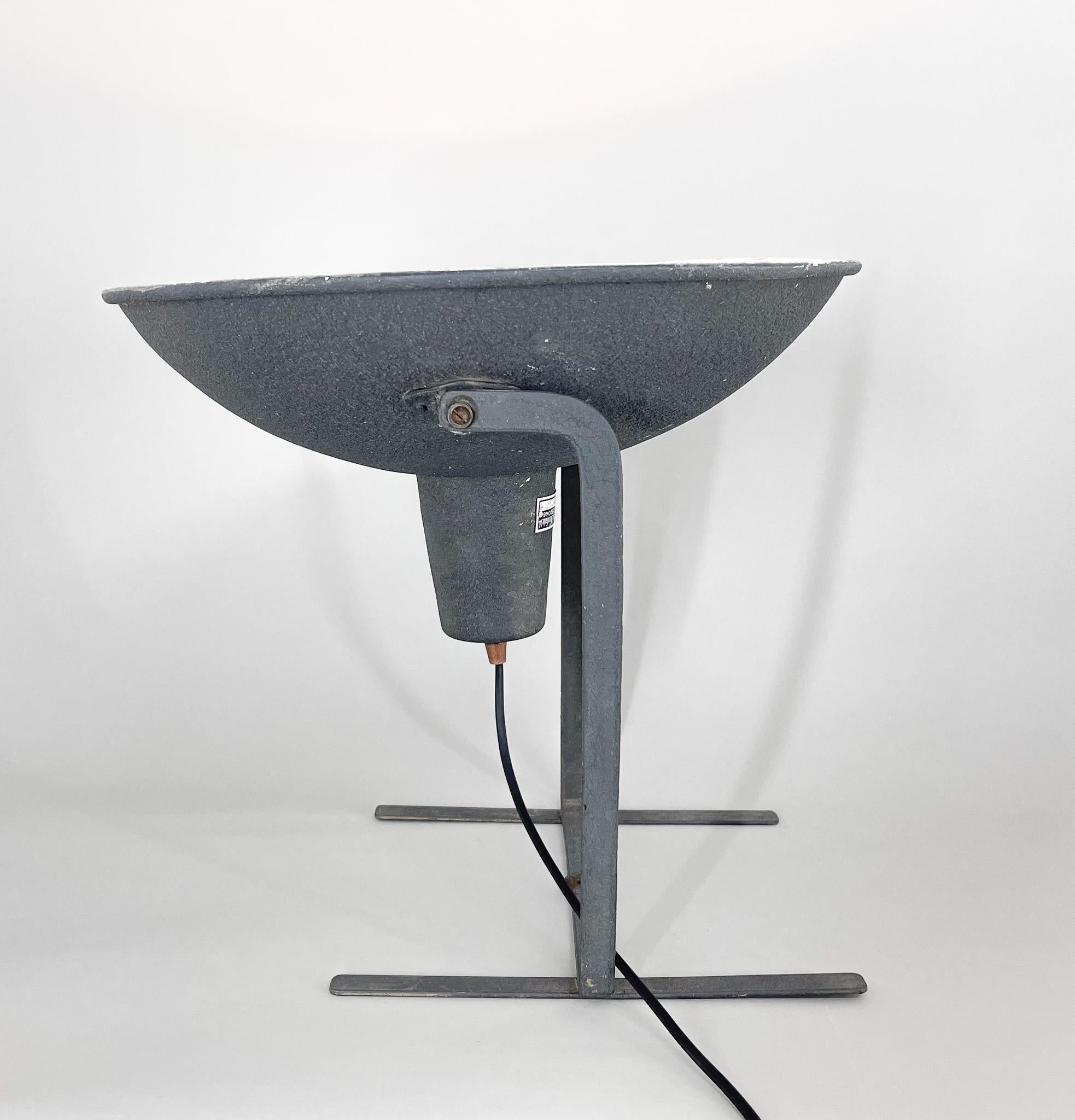 Italienische Metall-Tischlampe von Ing. S. Marcucci Srl. Coemar, 1950er-1960er Jahre 4