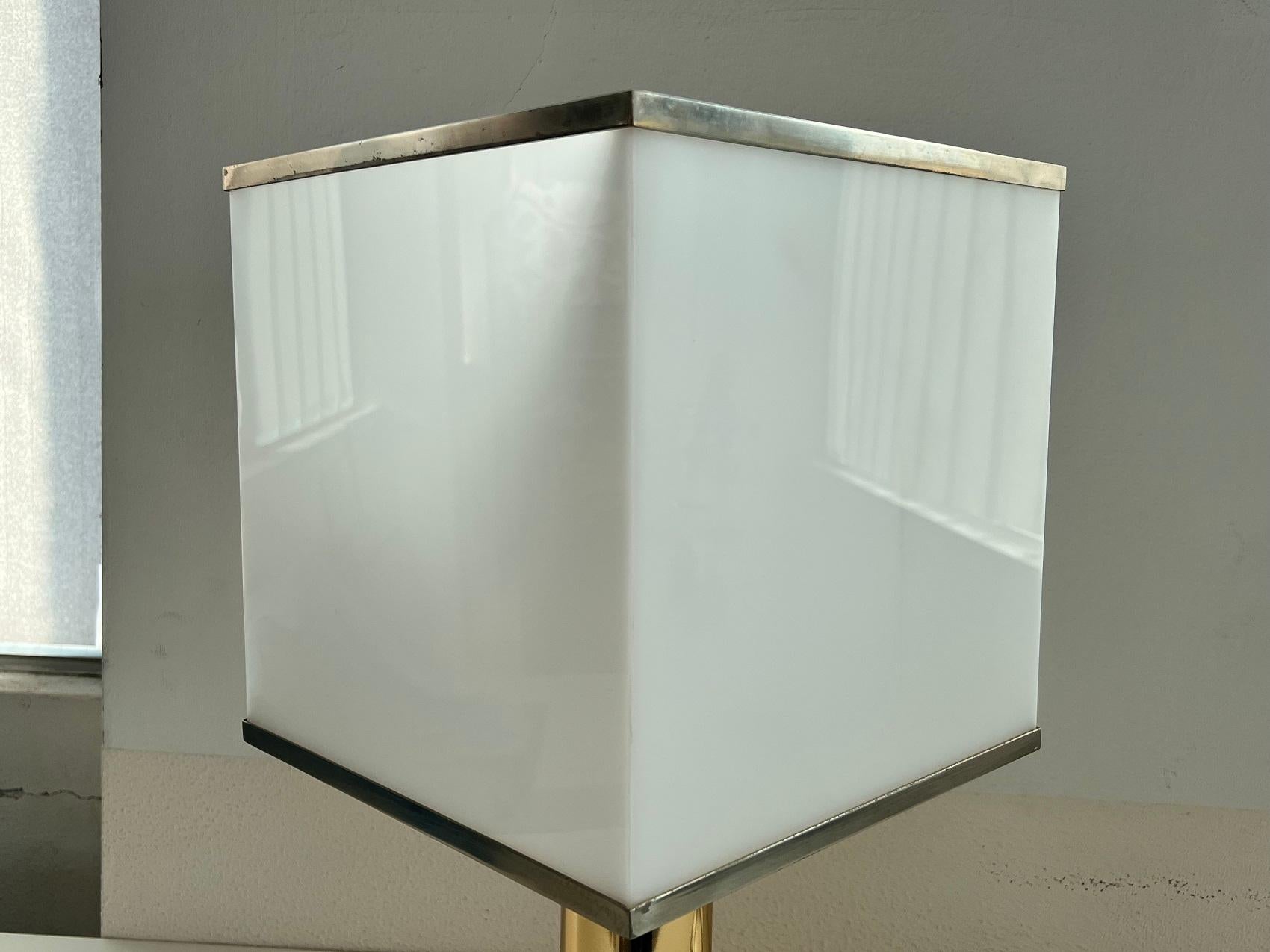 Italian Metal Table Lamp with Square Perspex Lampshade, 1970s For Sale 6