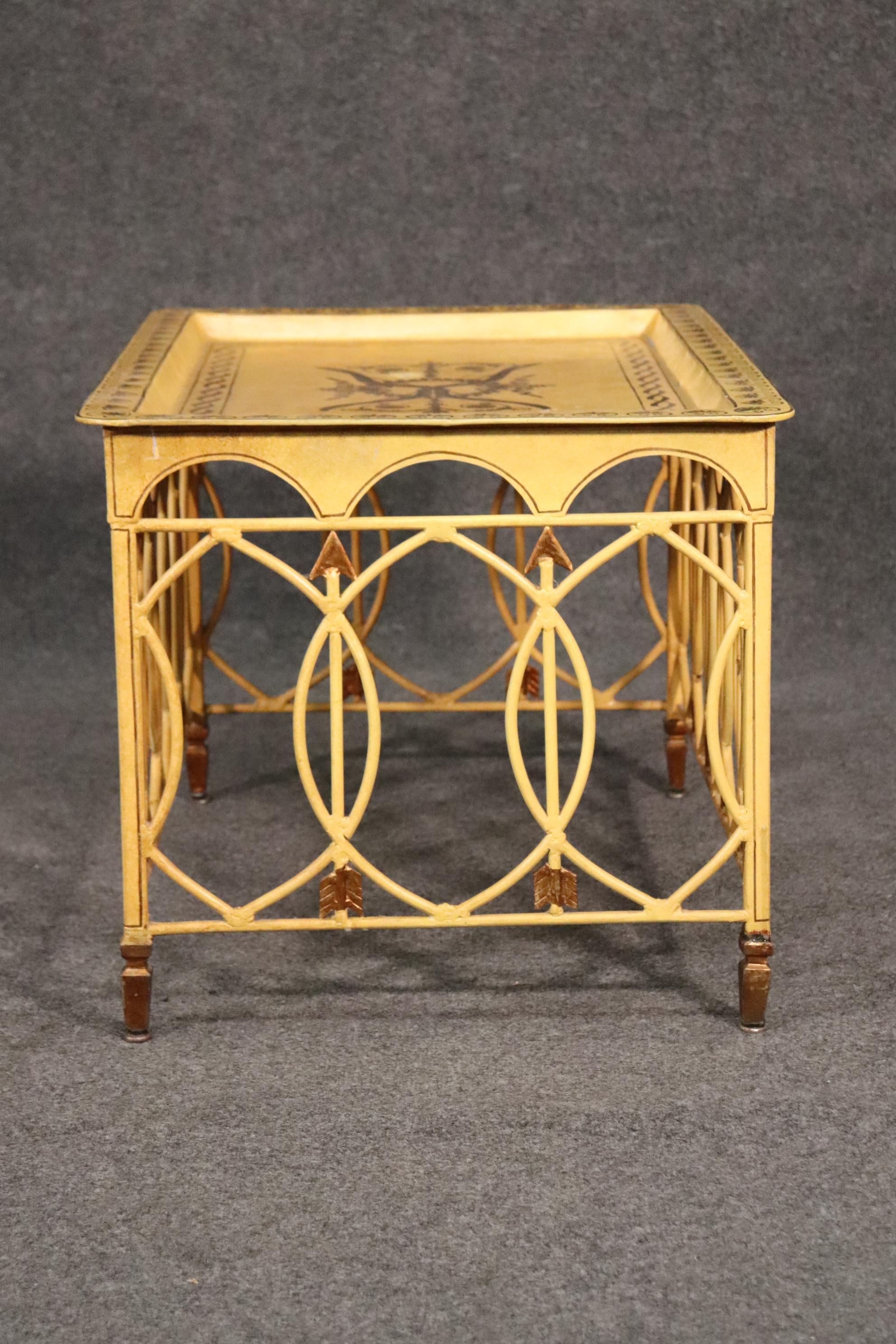 Mid-20th Century Italian Metal Tole Painted Venetian Style Coffee Cocktail Table