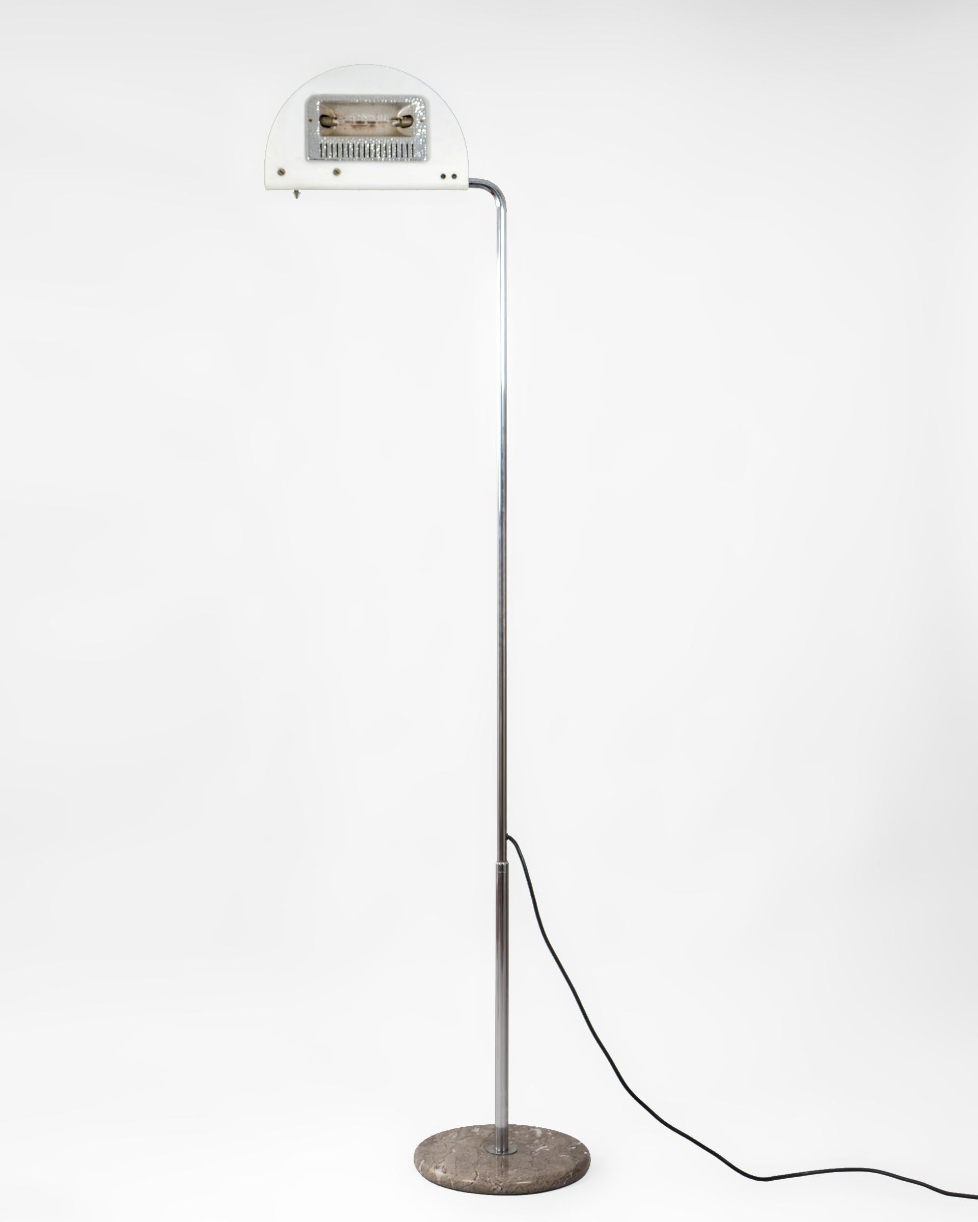 Mid-Century Modern Italian Mezzaluna Floor Lamp by Bruno Gecchelin for Skipper Pollux For Sale