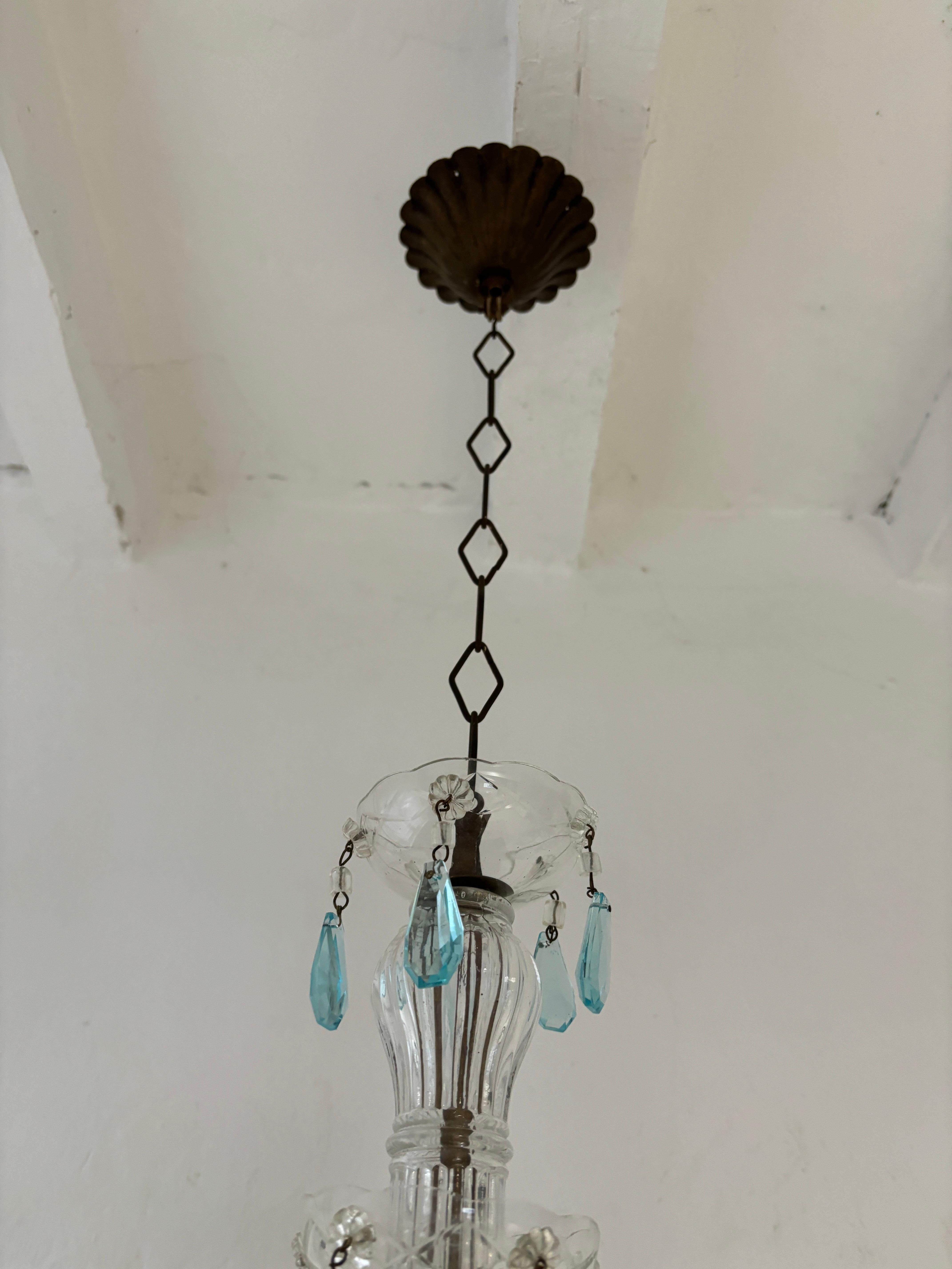 Lustre italien rare en cristal de Murano, perles et prismes bleu aqua, c1940 en vente 5