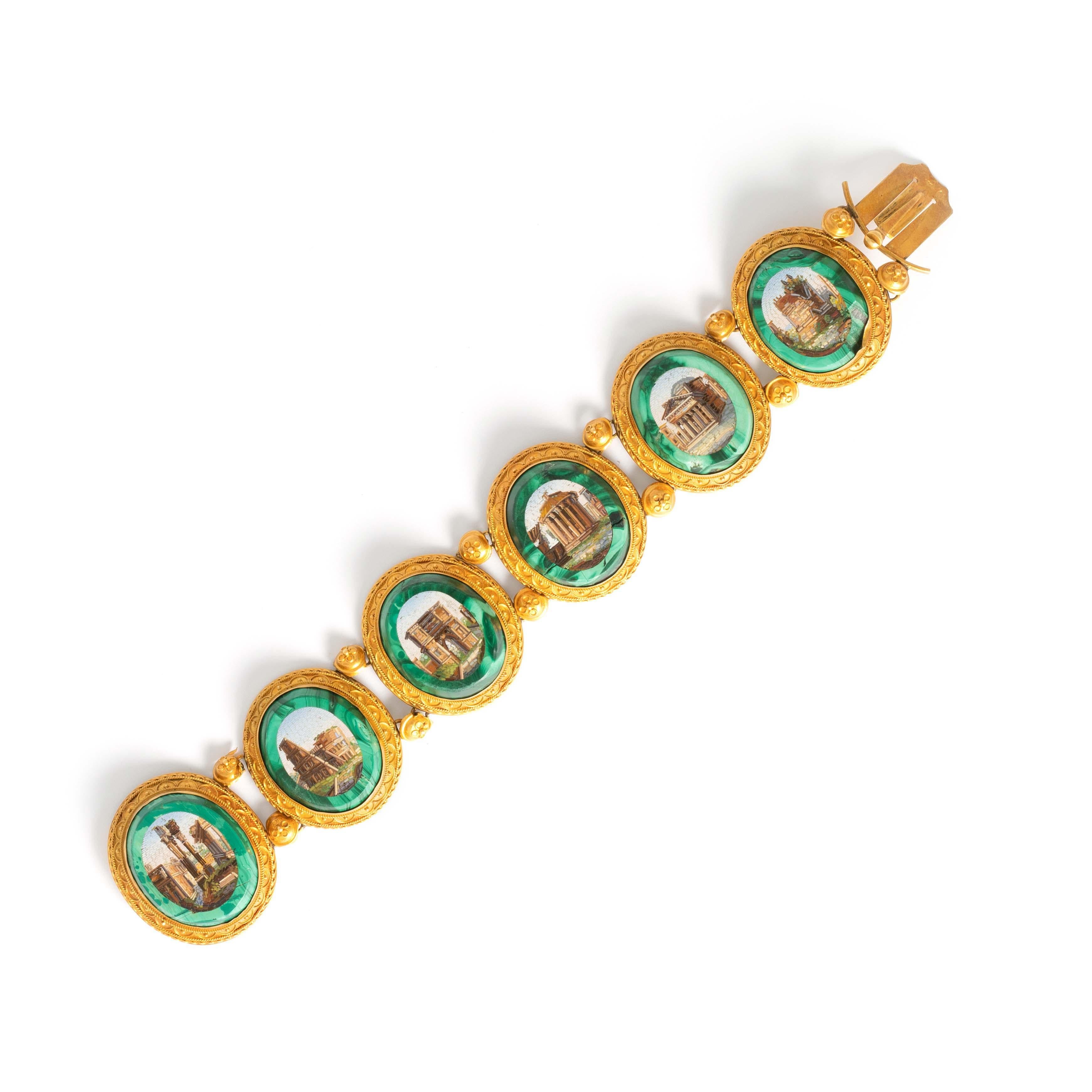 18K yellow gold bracelet holding six malachite and micromosaic. Italian work.
Accidents and missing pieces. 
Length: 17.50 centimeters.
Total weight: 49.23 grams.