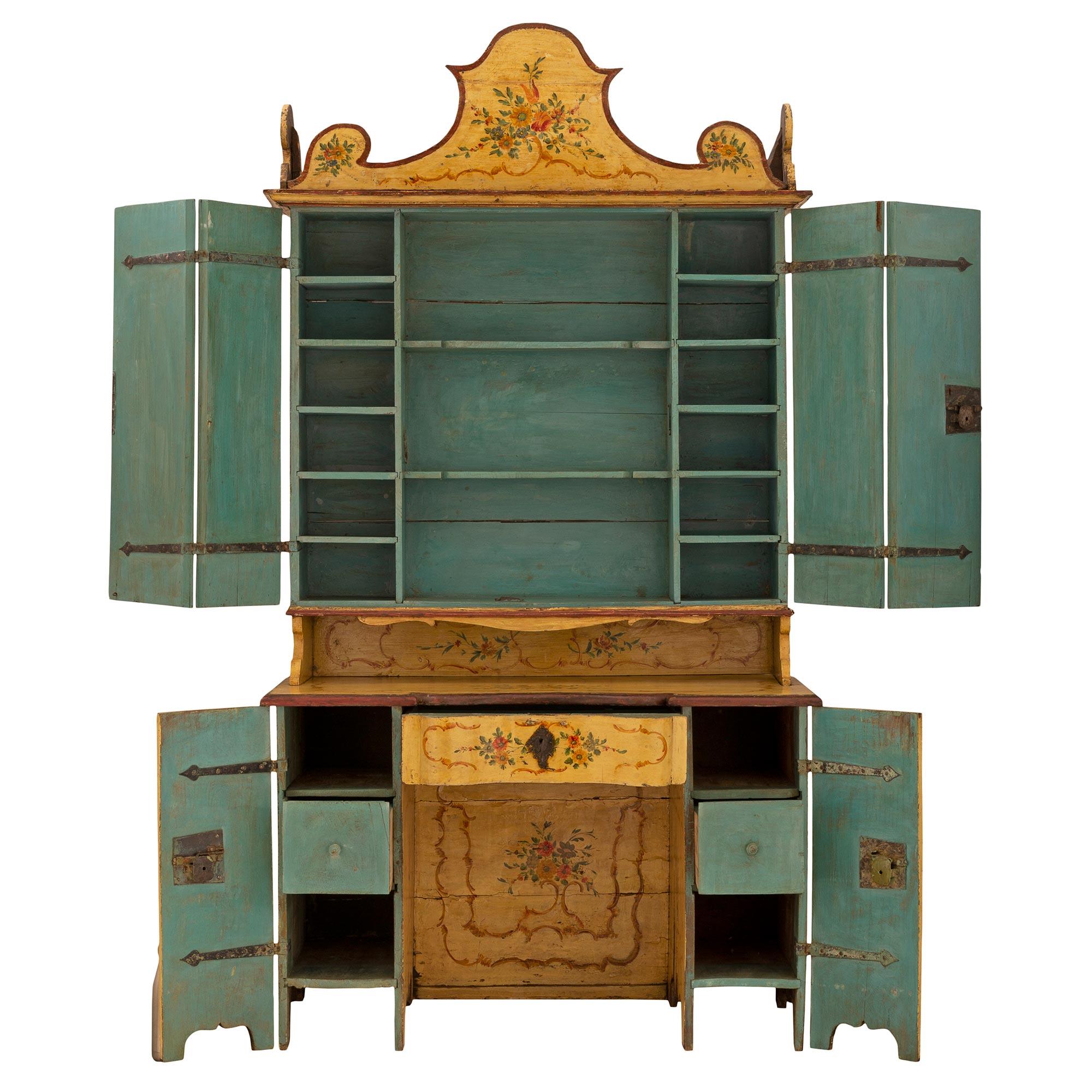 Patiné Meuble de rangement/bureau italien du milieu du XVIIIe siècle peint à la main de style Gênese-Saint-Jacques en vente