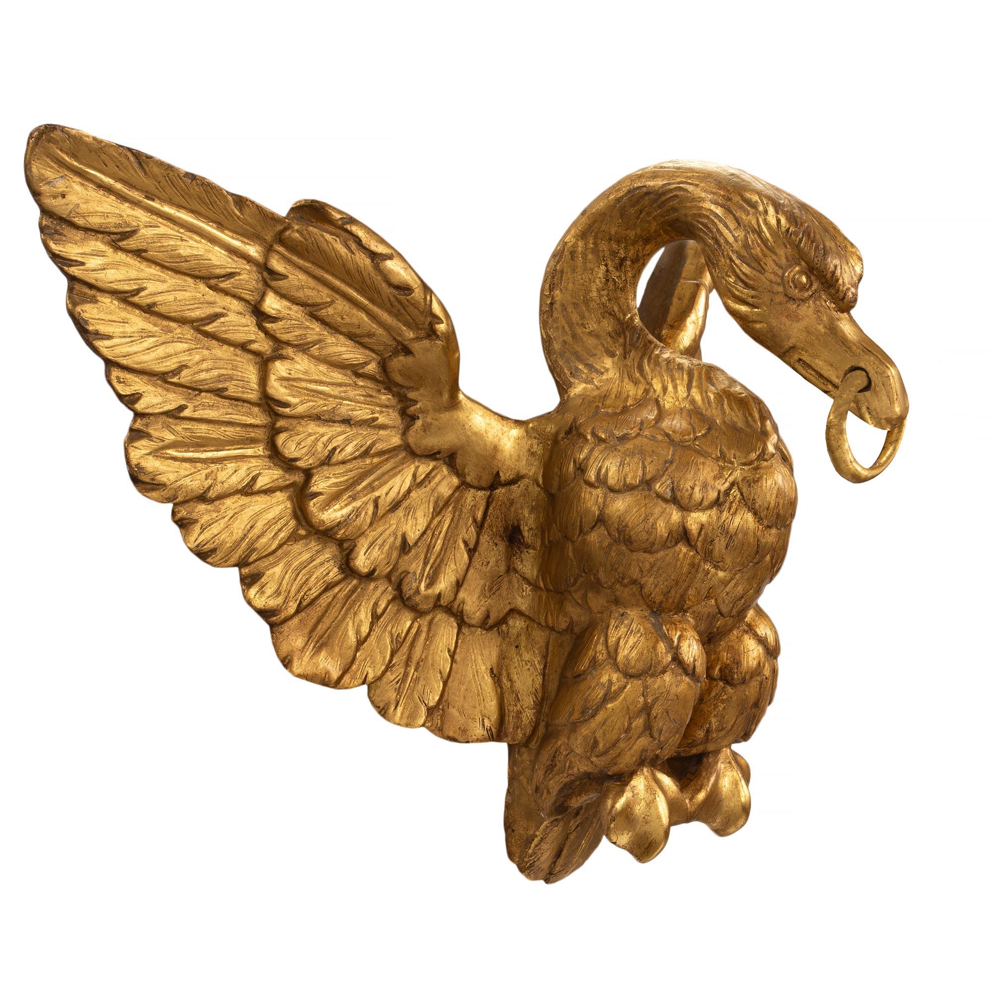 Italian Mid-18th Century Louis XVI Period Wall Mounted Open Winged Giltwood Swan In Good Condition For Sale In West Palm Beach, FL